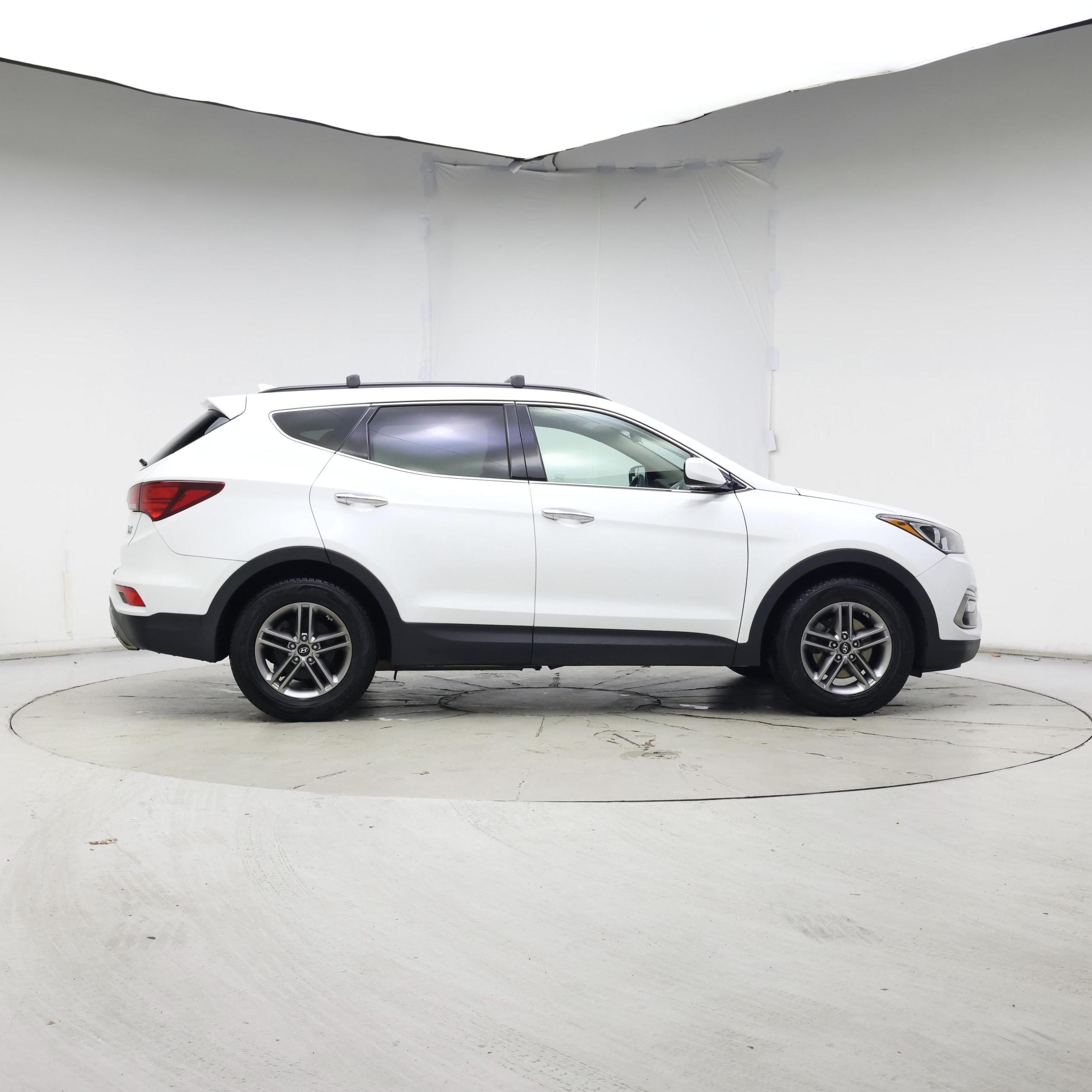 Thumbnail: 2017 Hyundai Santa Fe - 7