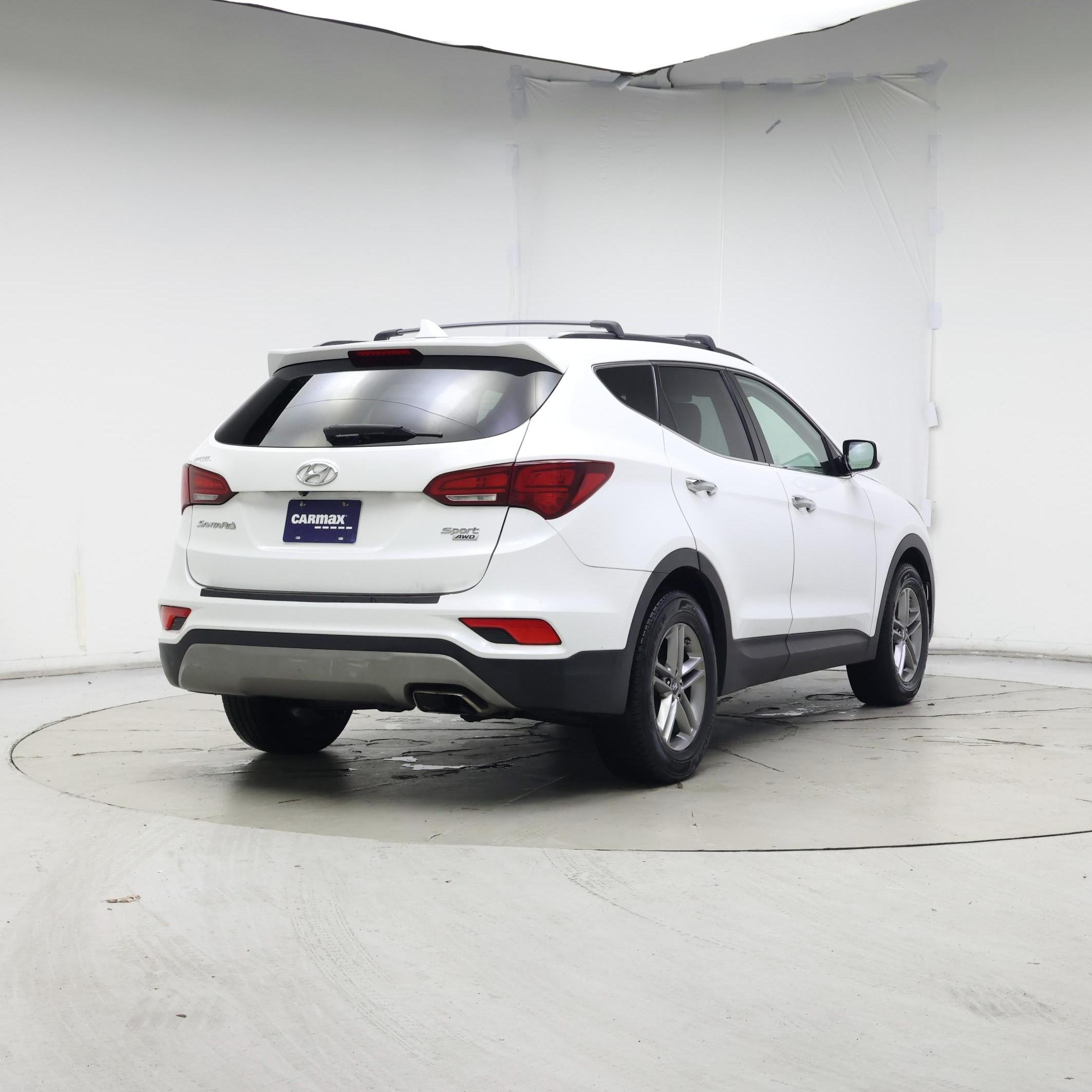 Thumbnail: 2017 Hyundai Santa Fe - 8