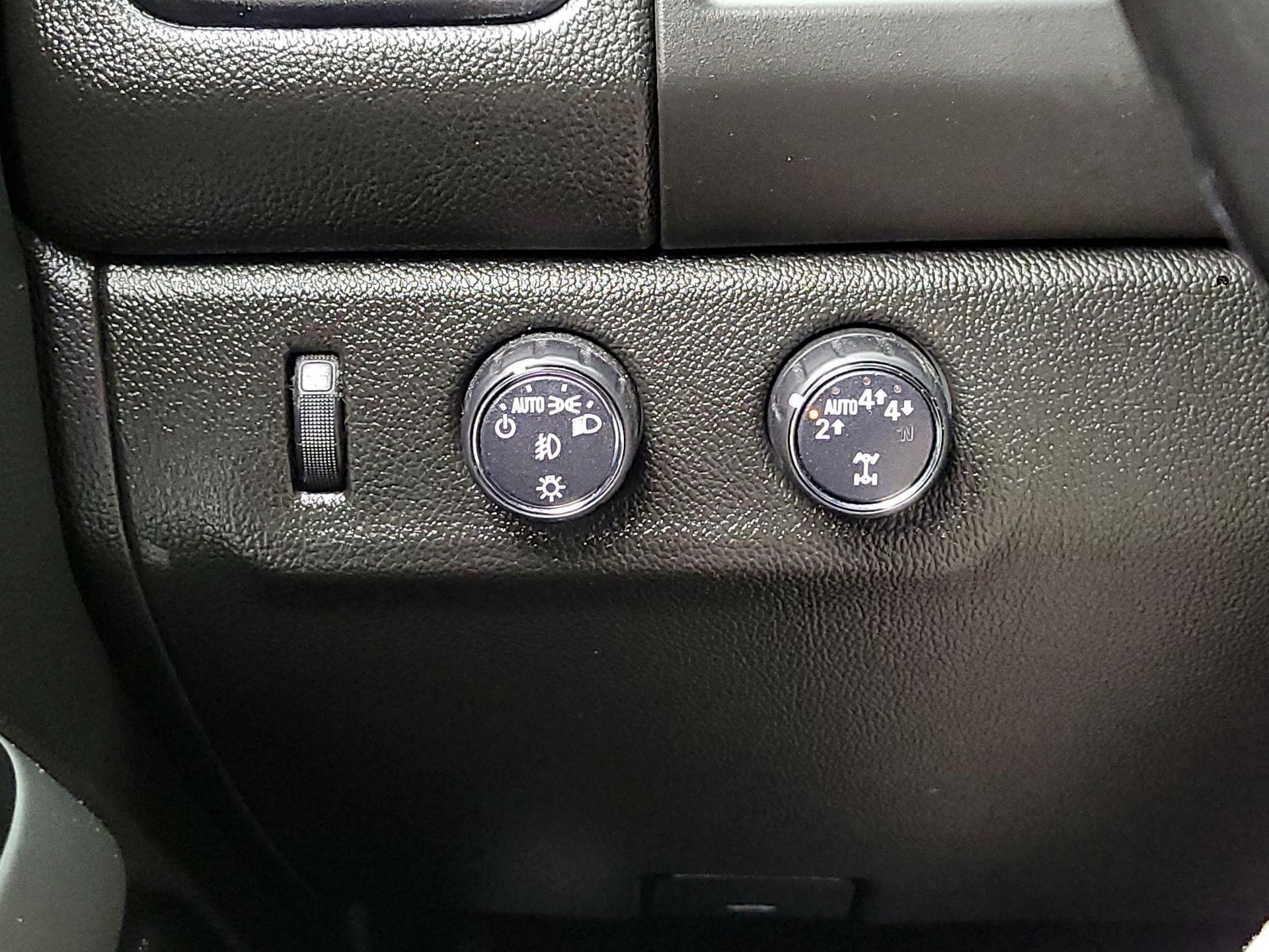 Thumbnail: 2018 Chevrolet Colorado - 13