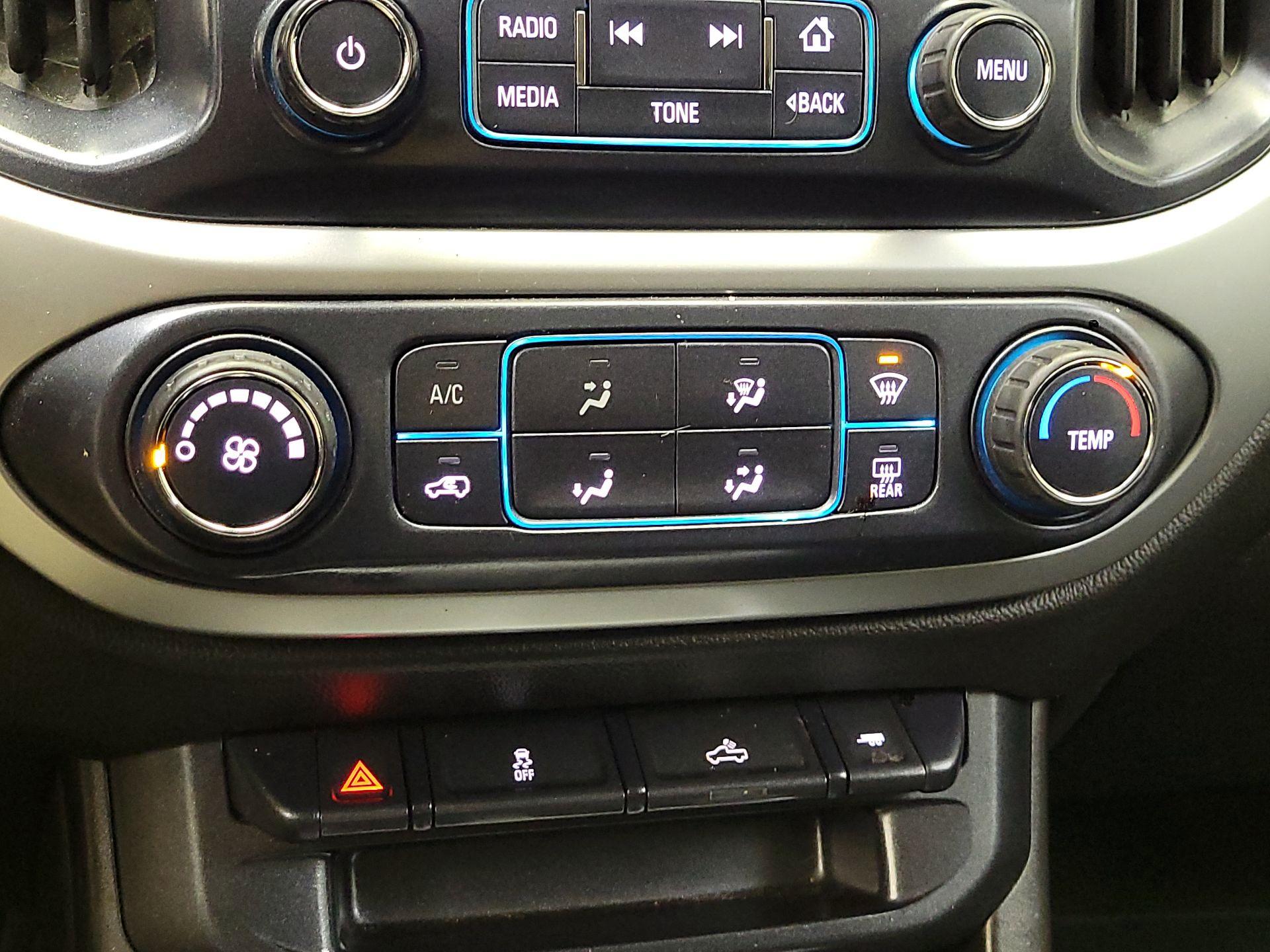 Thumbnail: 2018 Chevrolet Colorado - 16