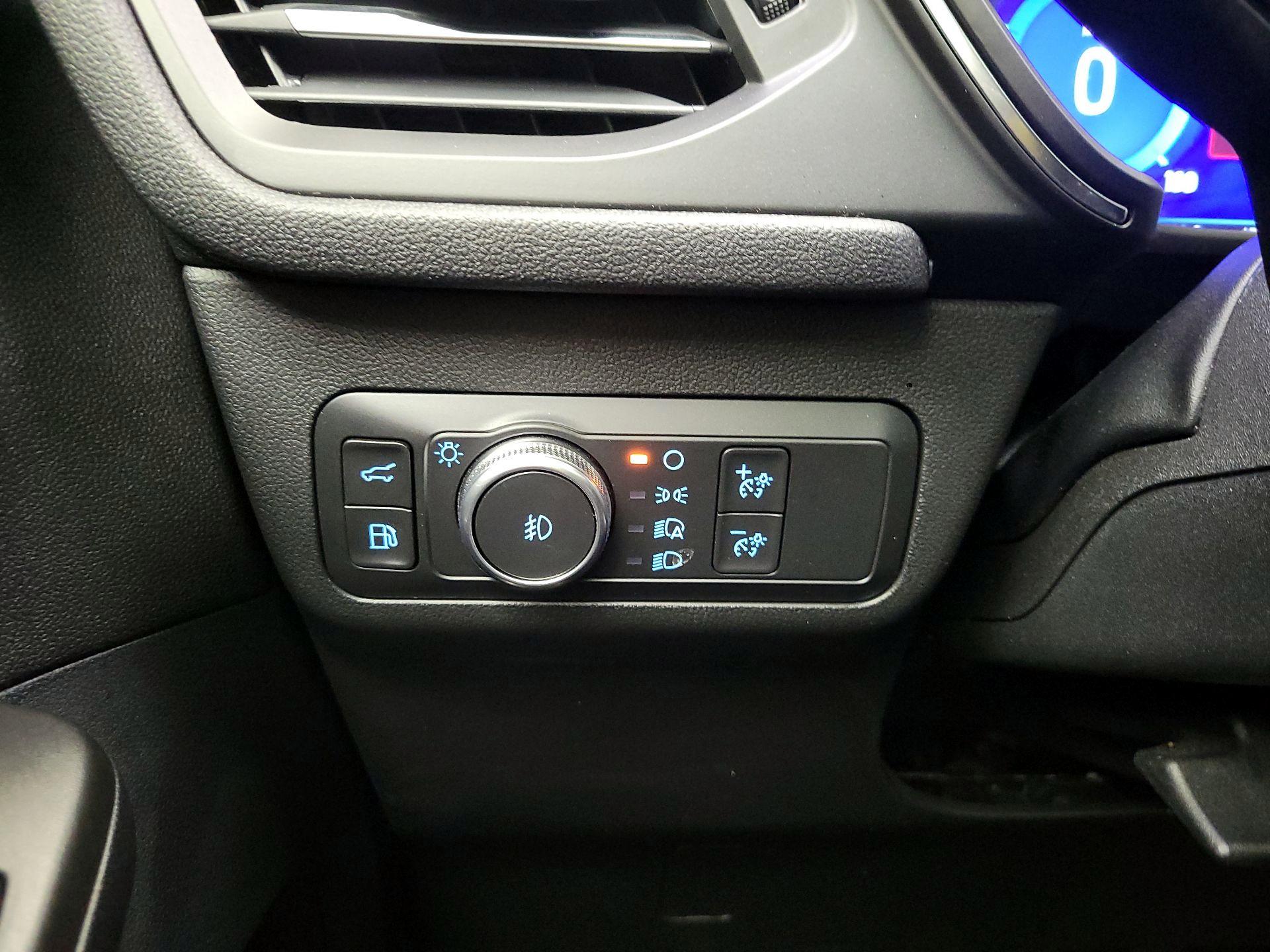 Thumbnail: 2020 Ford Escape - 13