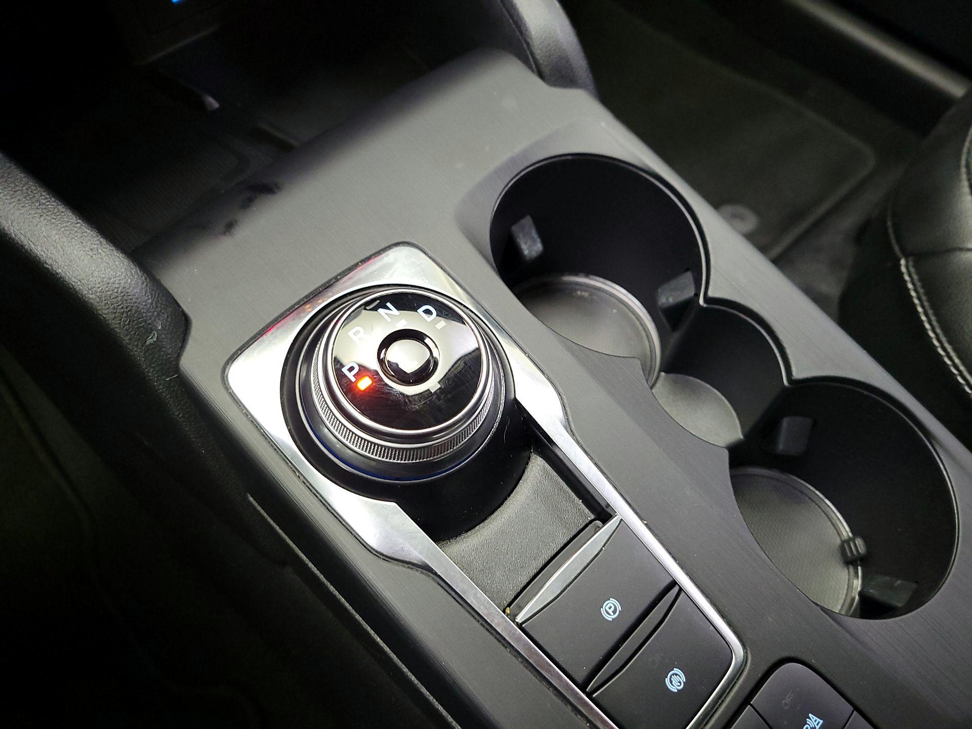 Thumbnail: 2020 Ford Escape - 18