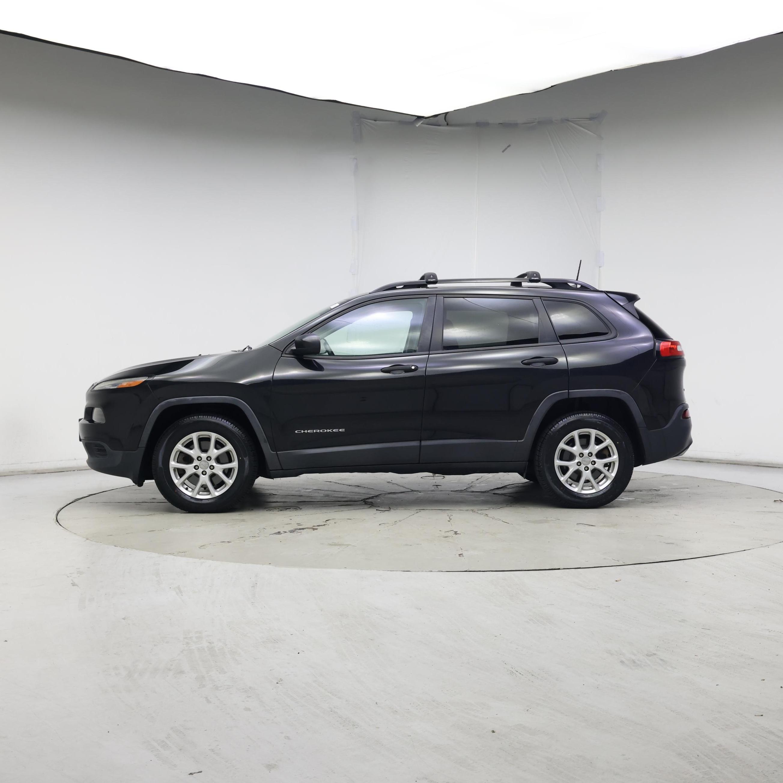 Thumbnail: 2016 Jeep Cherokee - 3