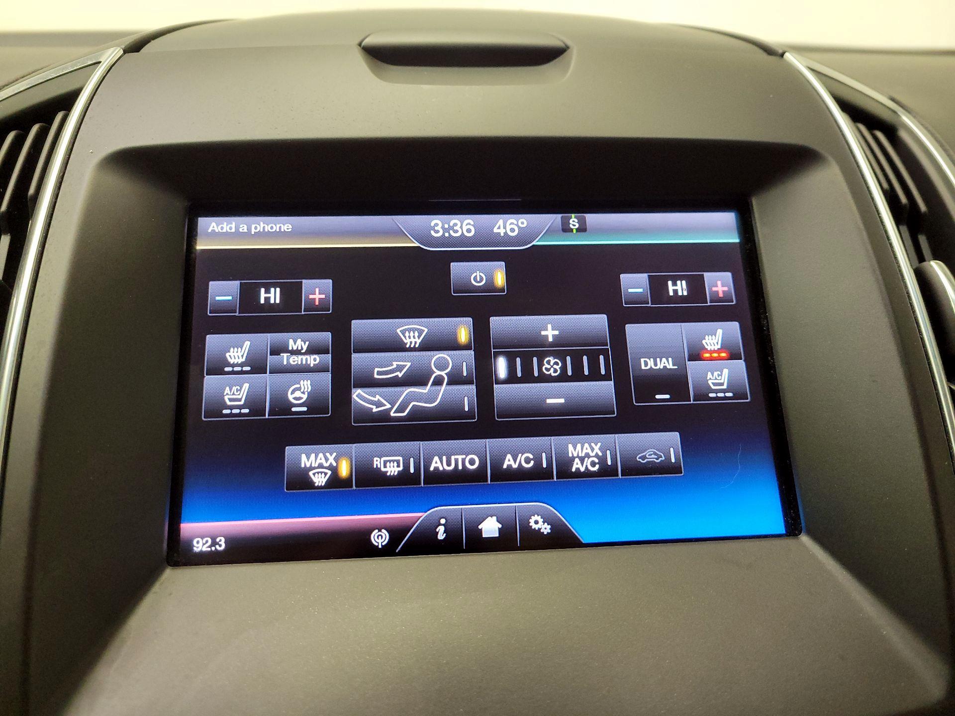 Thumbnail: 2015 Ford Edge - 17