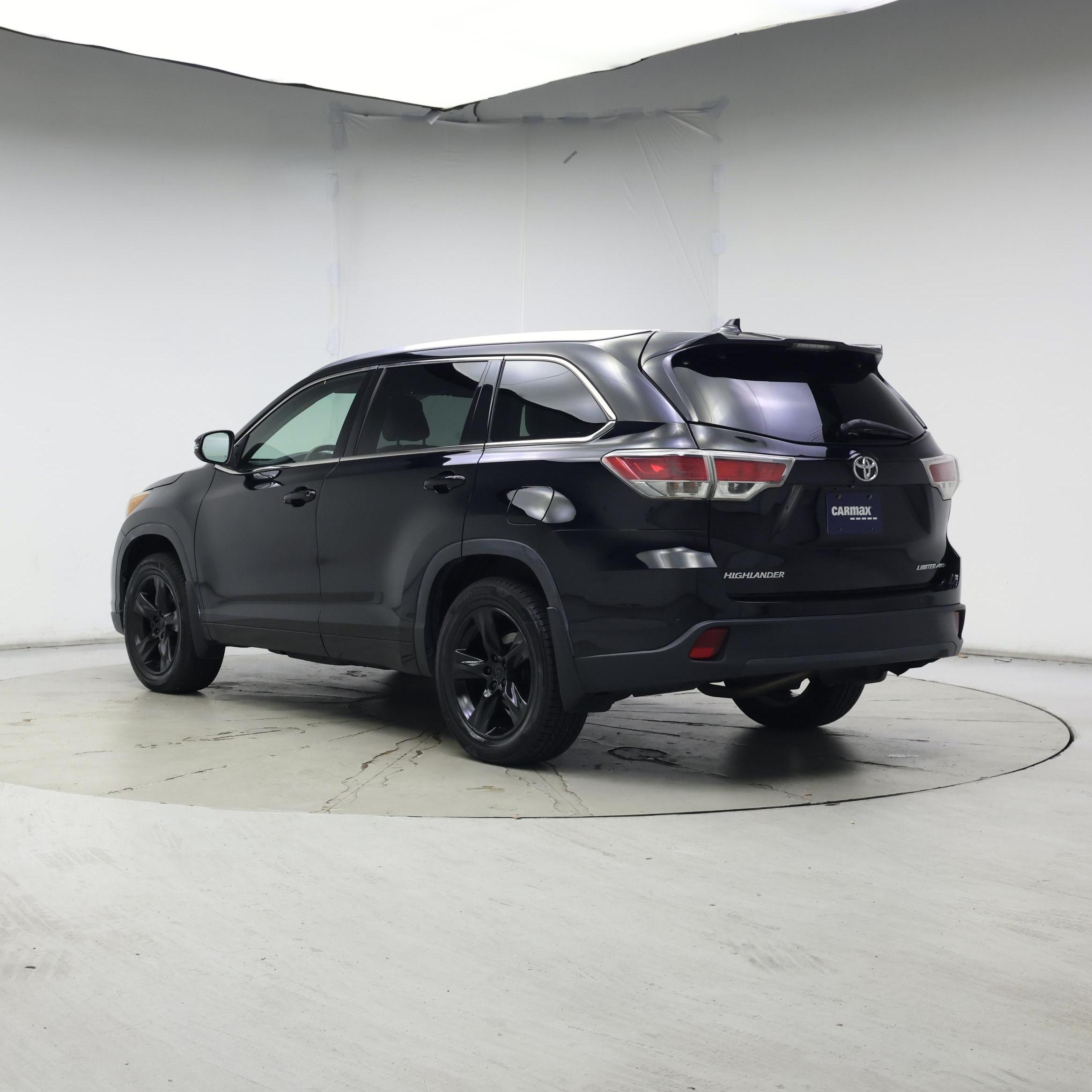 Thumbnail: 2015 Toyota Highlander - 2
