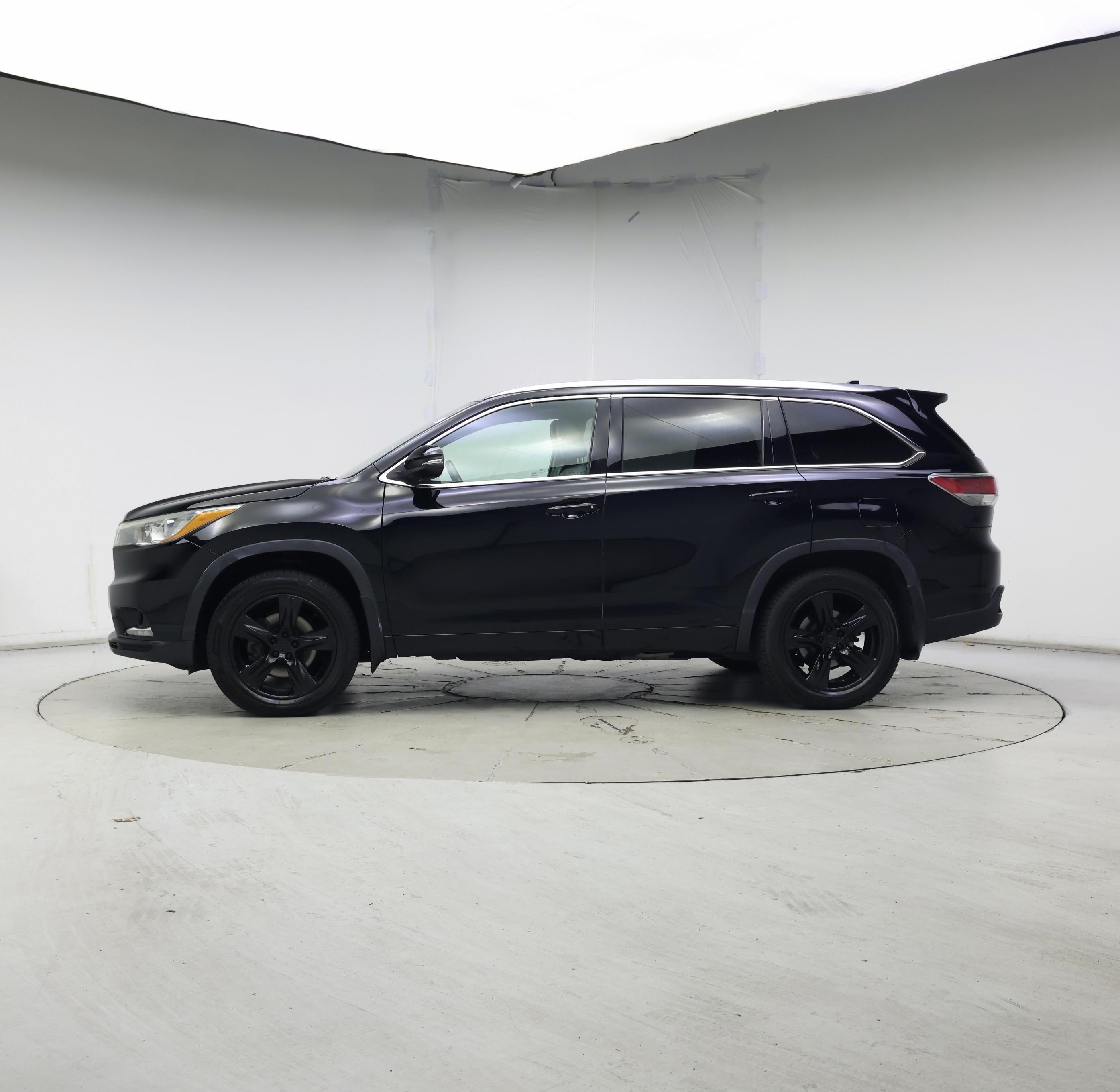 Thumbnail: 2015 Toyota Highlander - 3