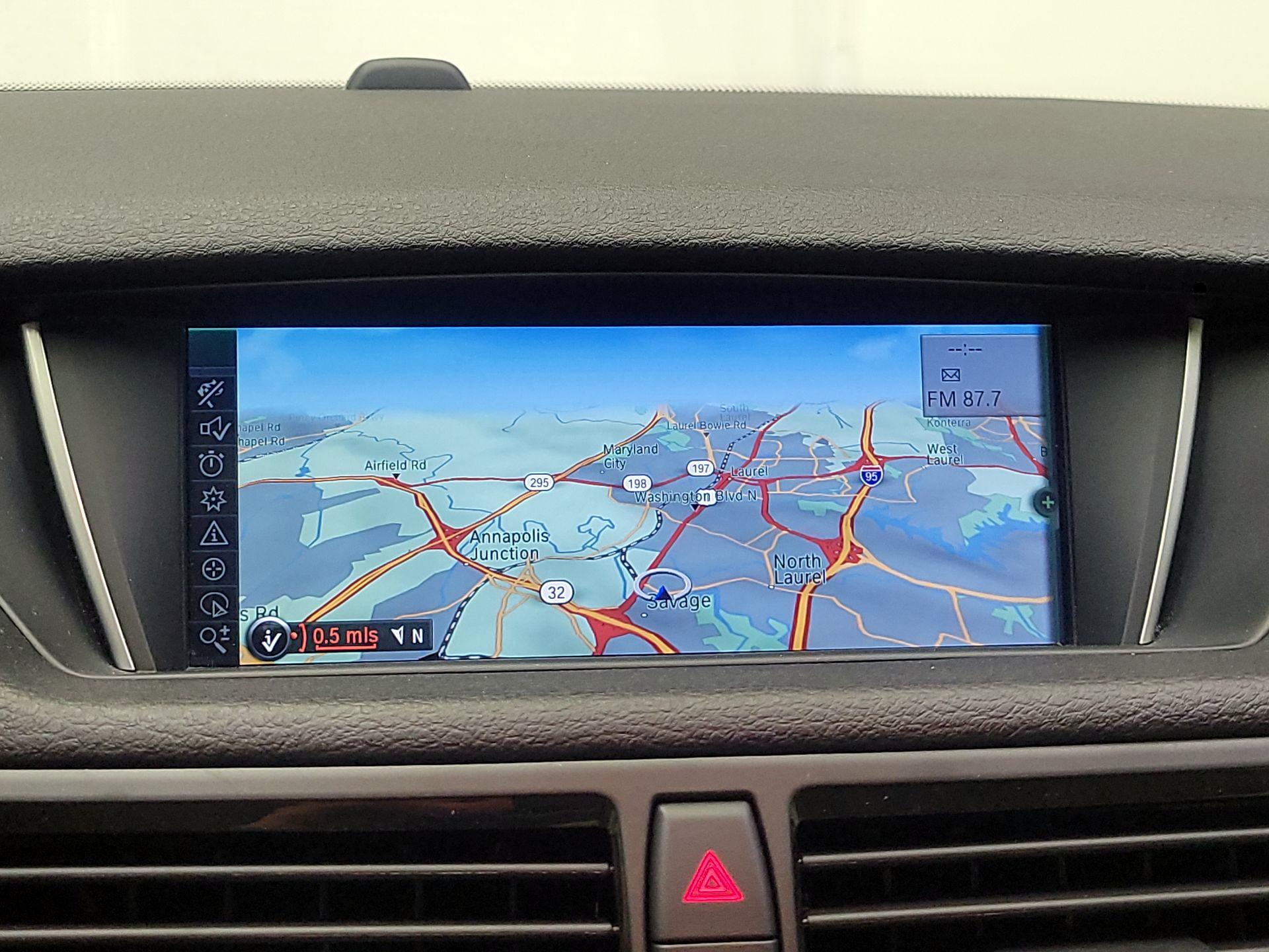 Thumbnail: 2015 BMW X1 - 14