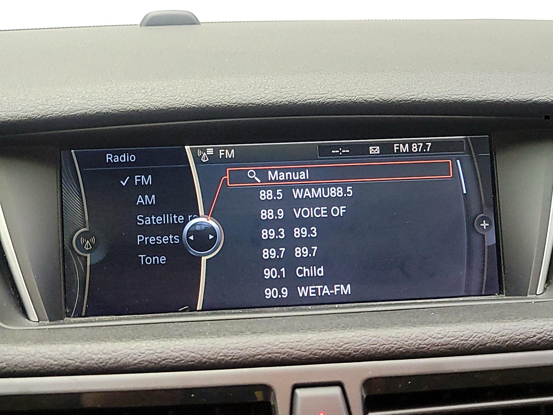 Thumbnail: 2015 BMW X1 - 16