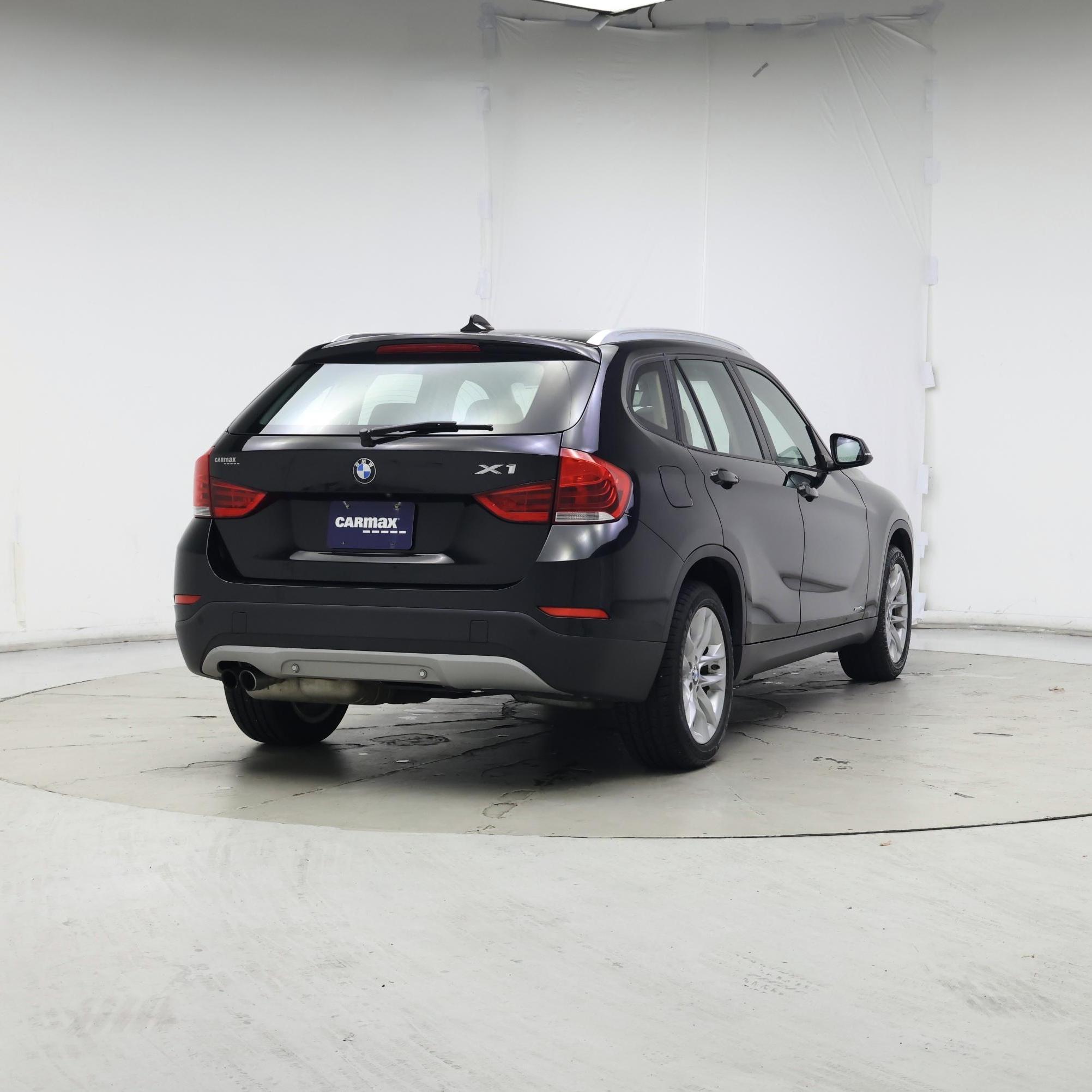 Thumbnail: 2015 BMW X1 - 8