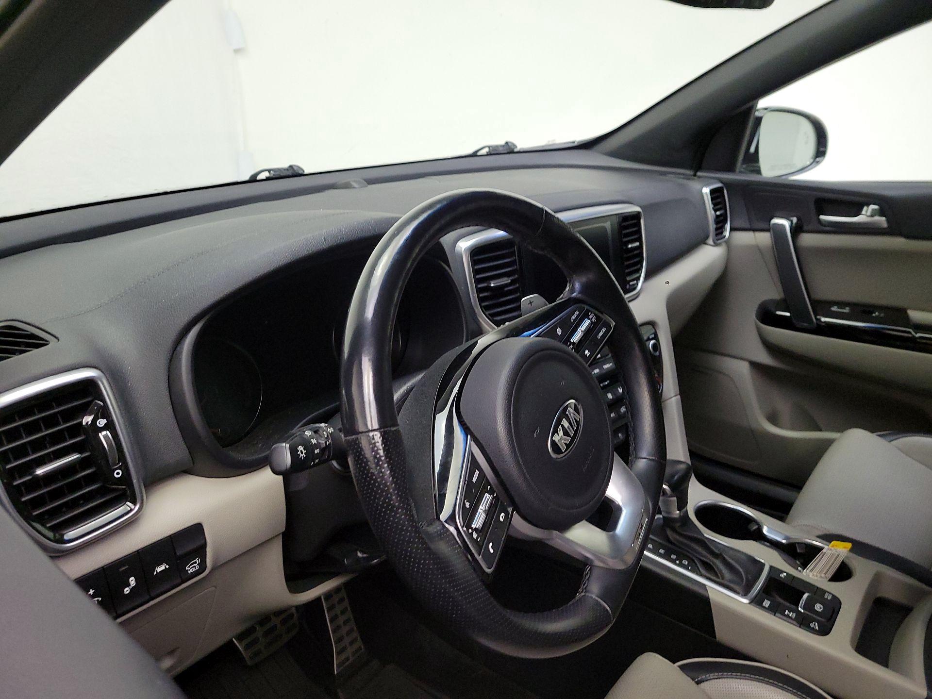 Thumbnail: 2020 Kia Sportage - 9