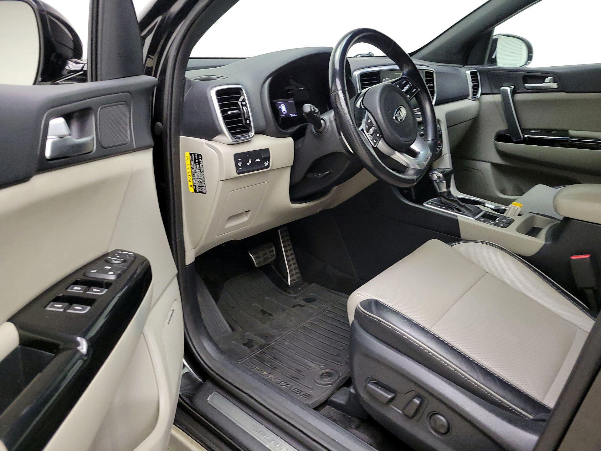 Thumbnail: 2020 Kia Sportage - 11