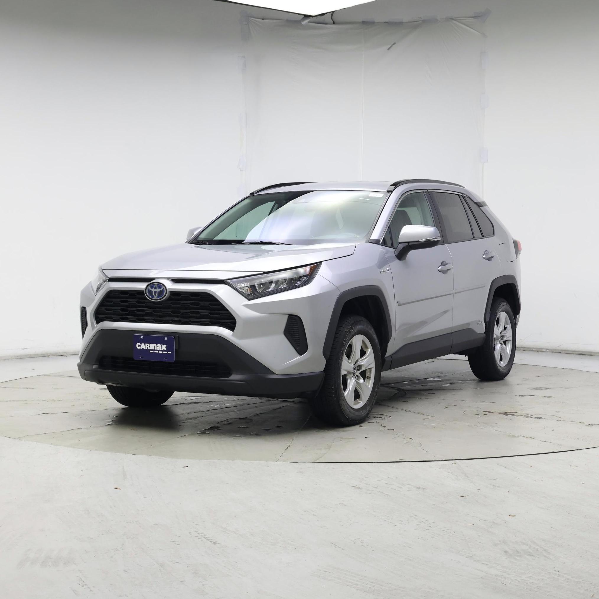 Thumbnail: 2019 Toyota RAV4 - 4