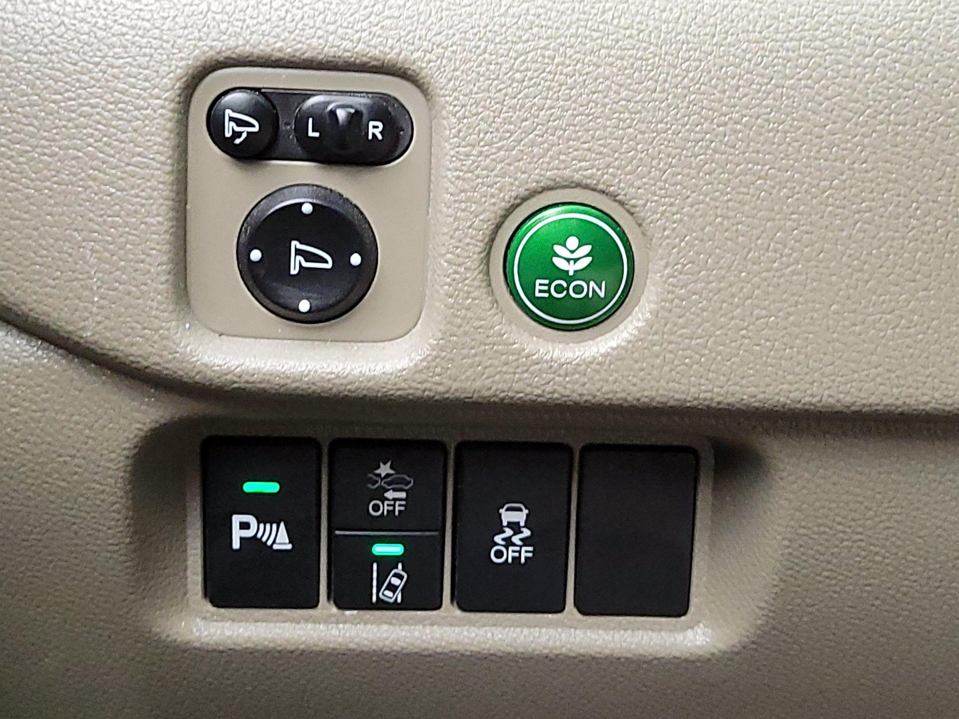 Thumbnail: 2021 Honda Pilot - 13