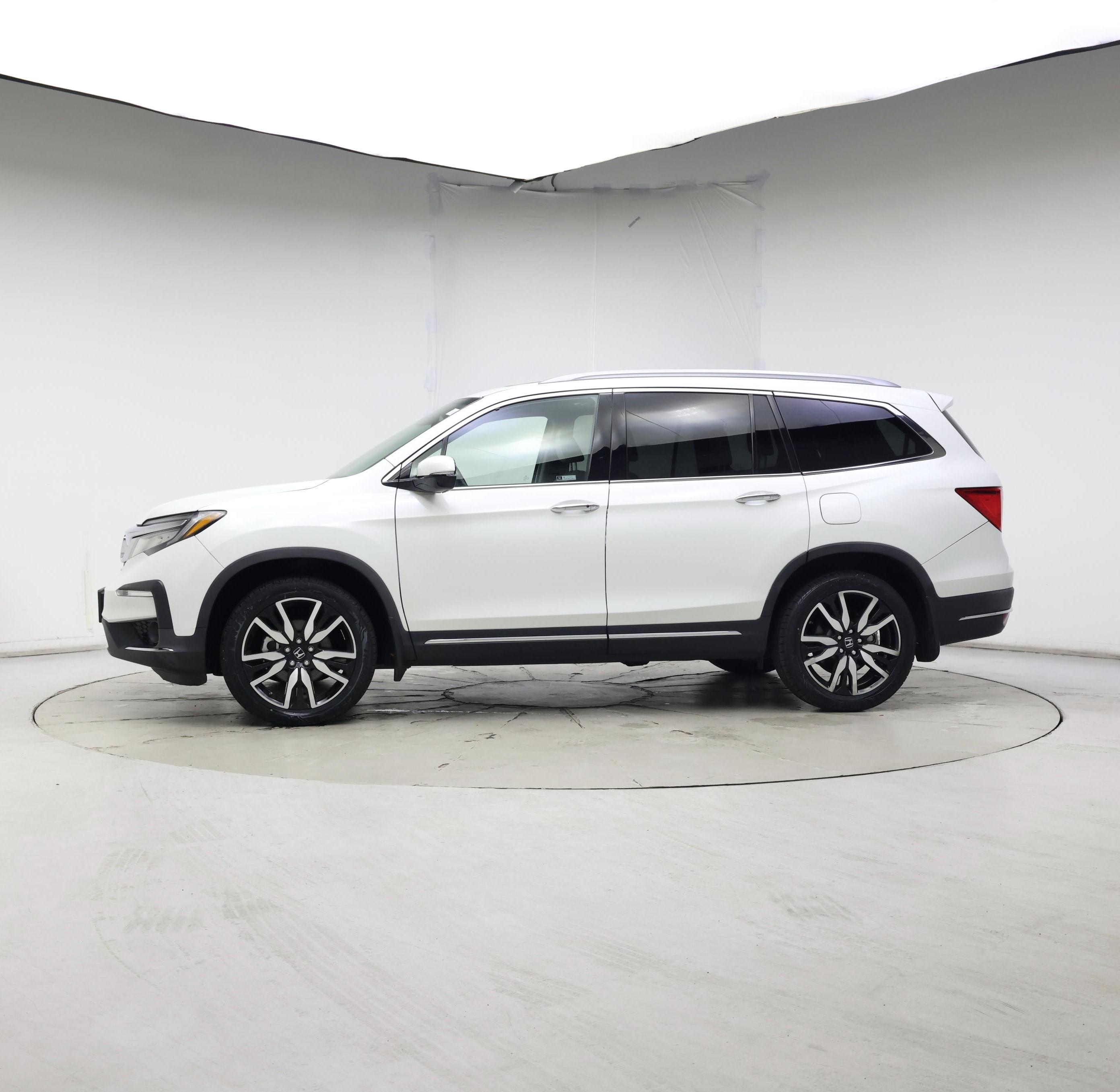 Thumbnail: 2021 Honda Pilot - 3