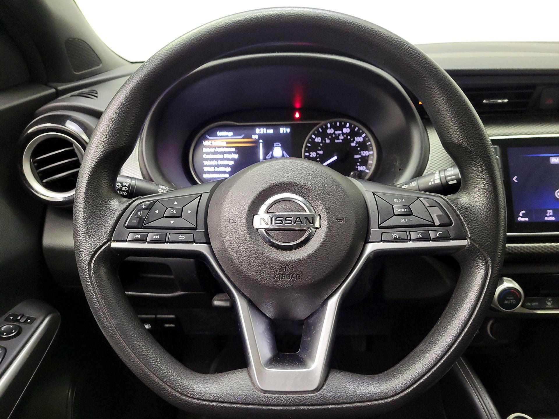 Thumbnail: 2020 Nissan Kicks - 10