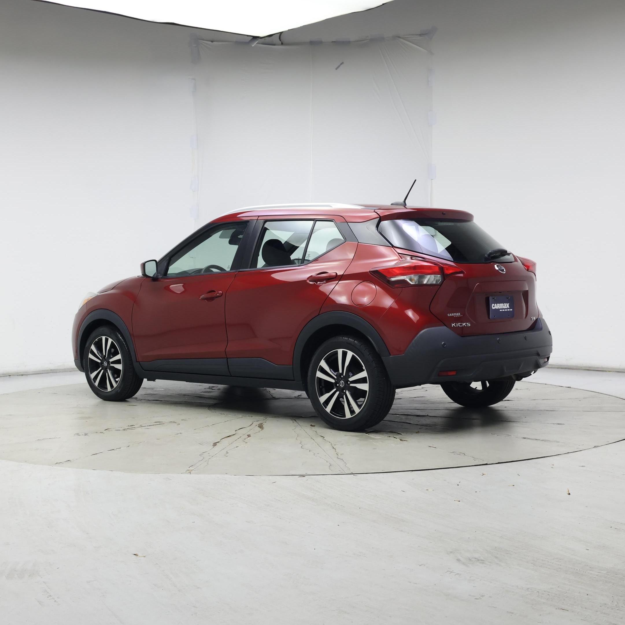 Thumbnail: 2020 Nissan Kicks - 2