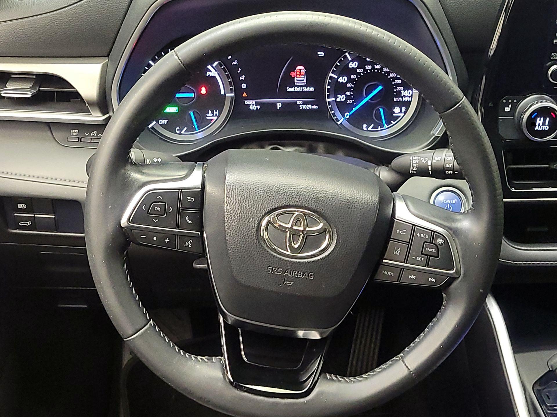 Thumbnail: 2021 Toyota Highlander - 10