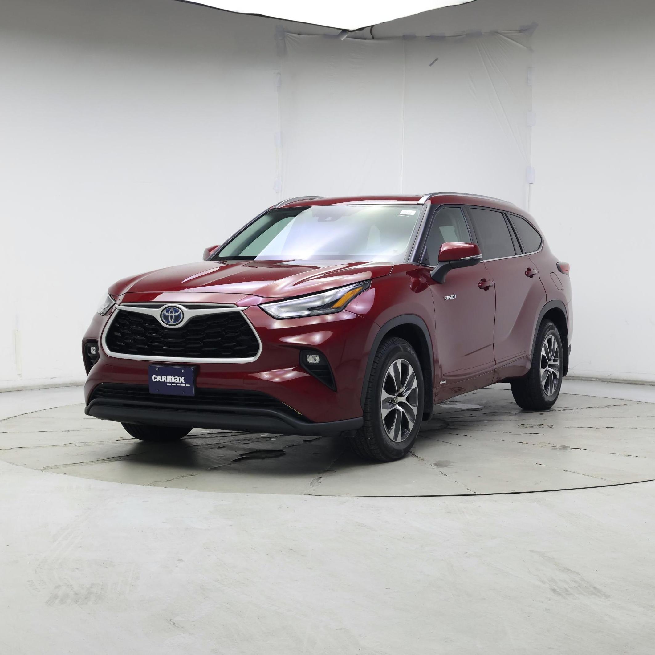 Thumbnail: 2021 Toyota Highlander - 4