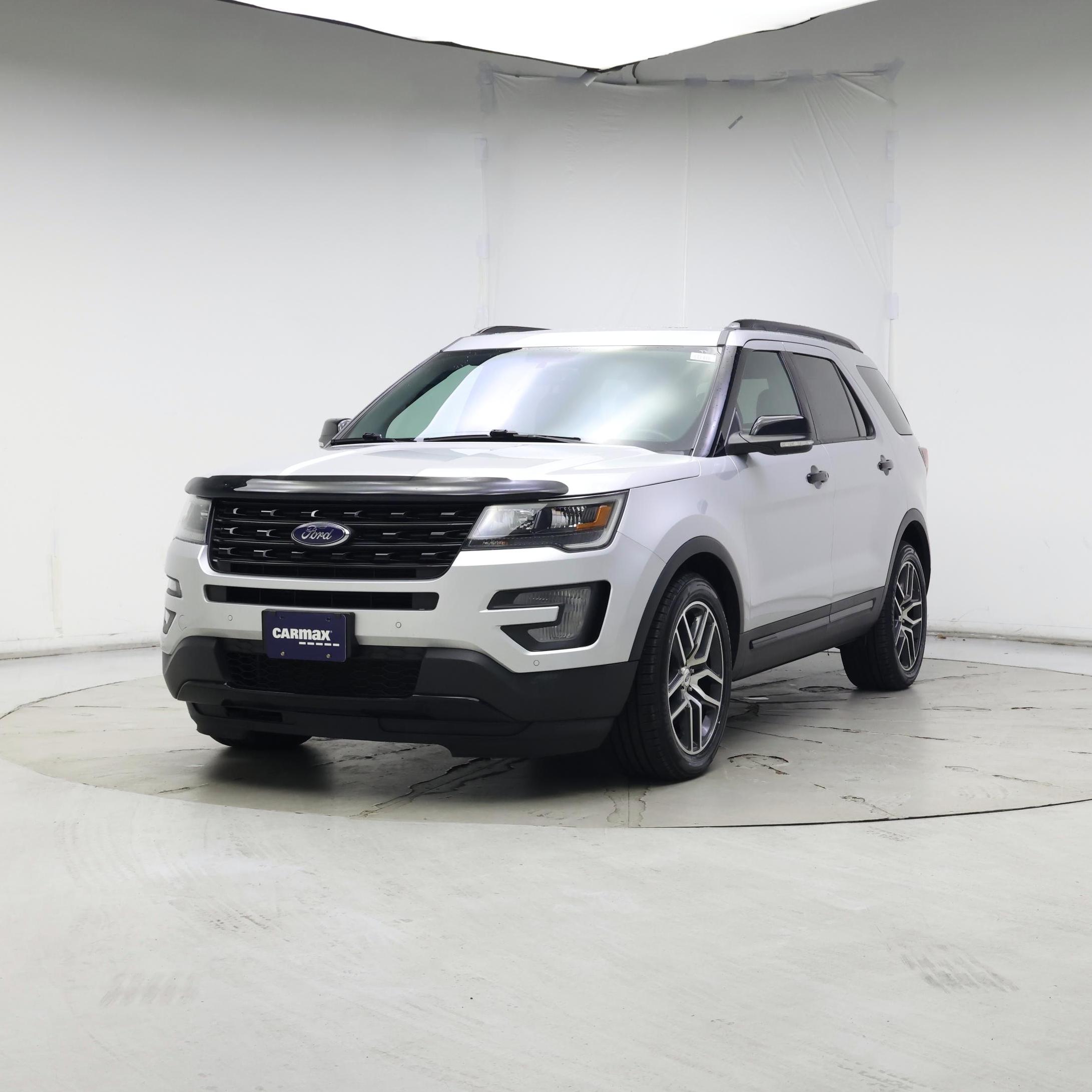 Thumbnail: 2017 Ford Explorer - 4