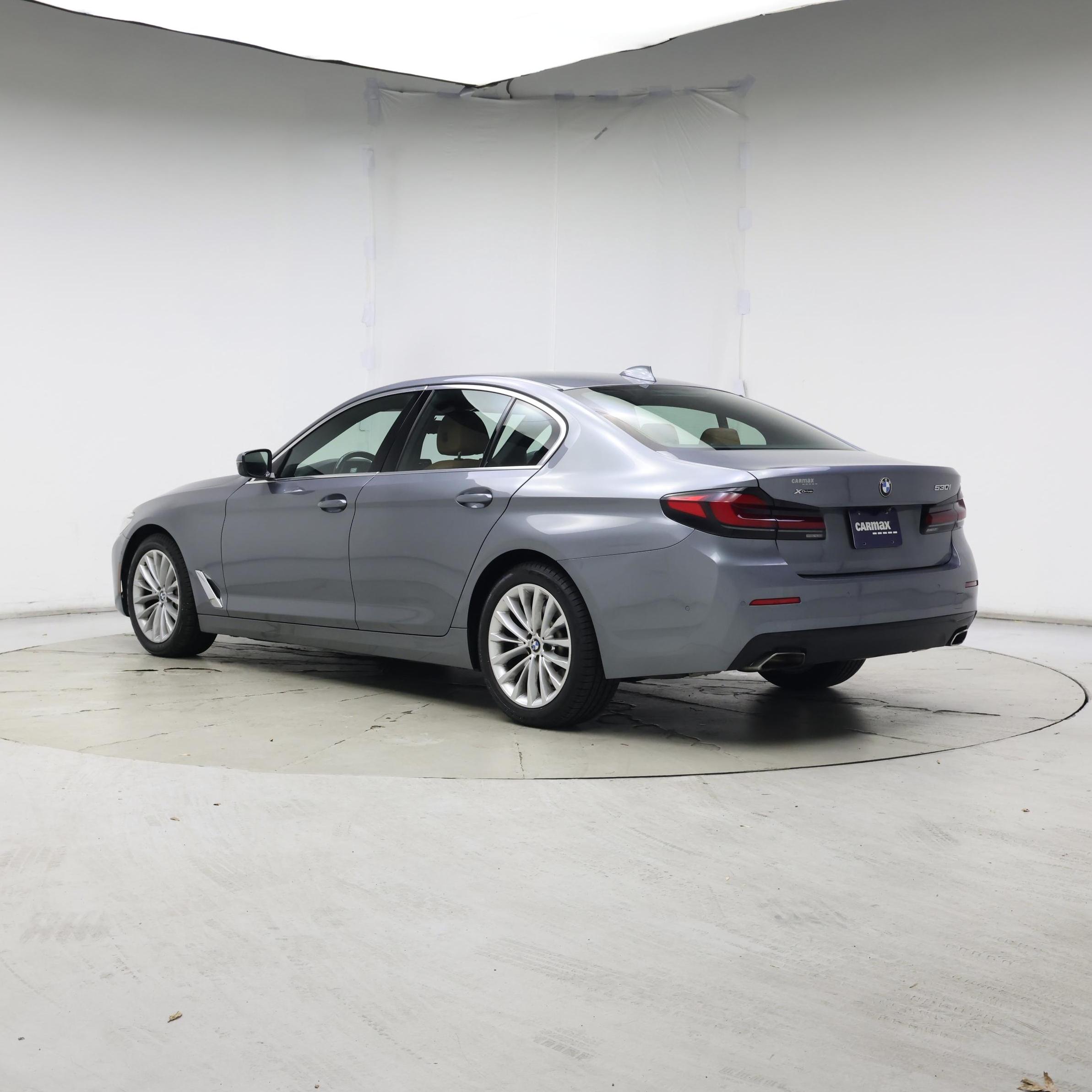 Thumbnail: 2021 BMW 5 Series - 2