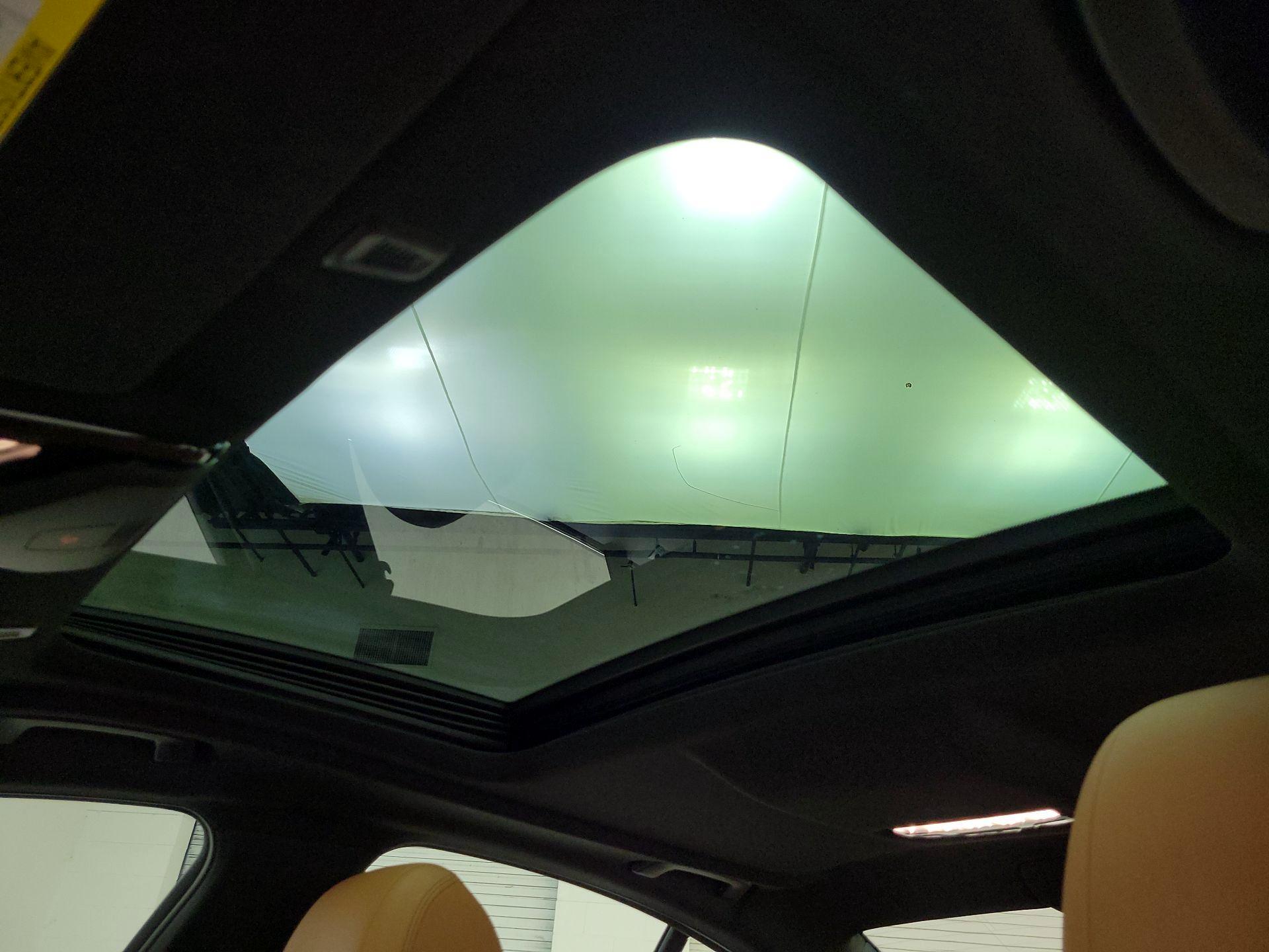 Thumbnail: 2021 BMW 5 Series - 20