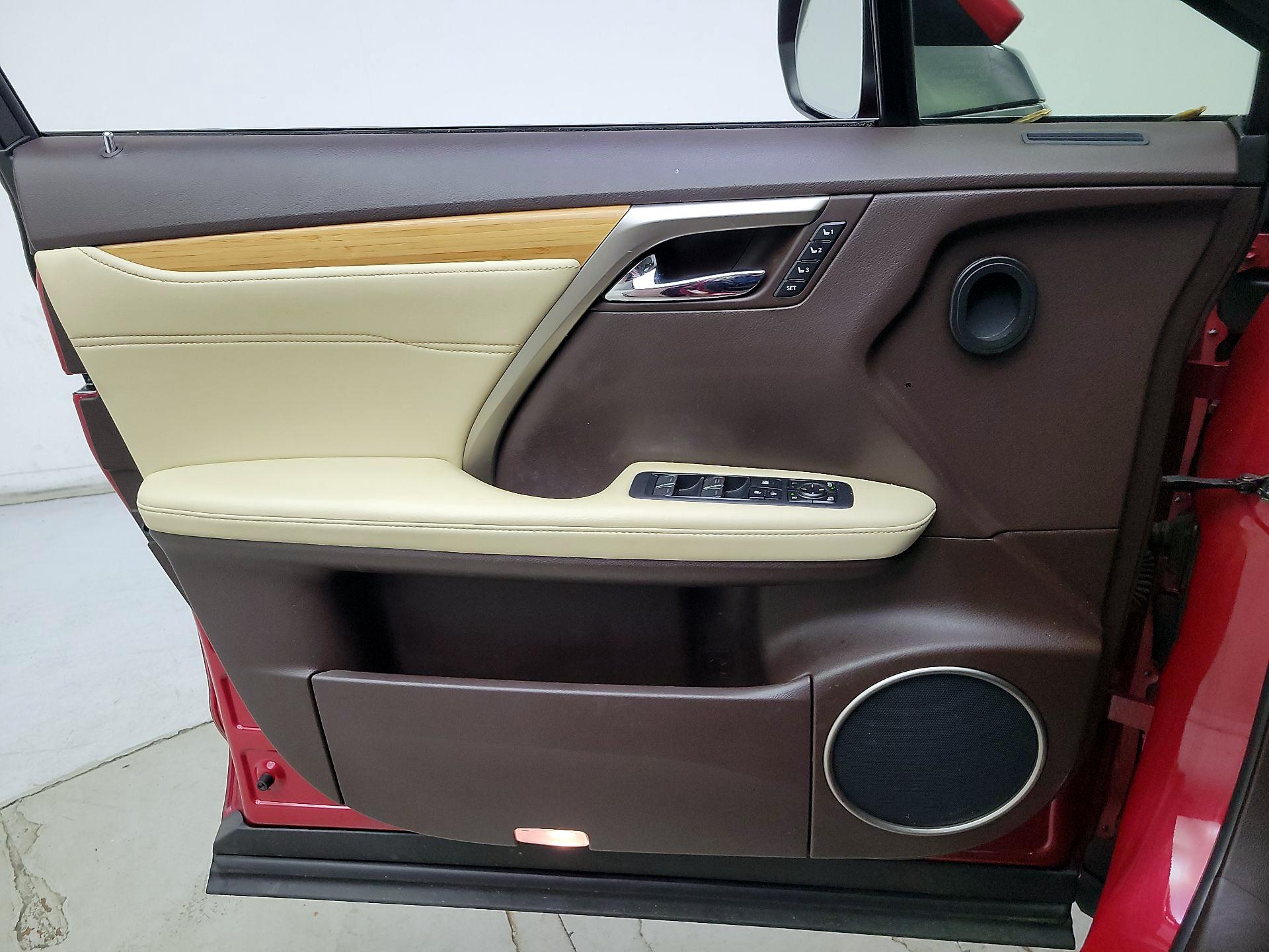 Thumbnail: 2018 Lexus RX - 12