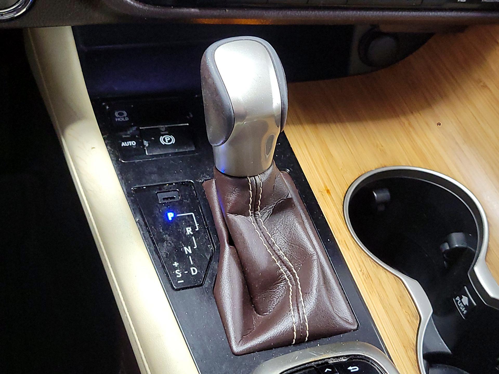 Thumbnail: 2018 Lexus RX - 18