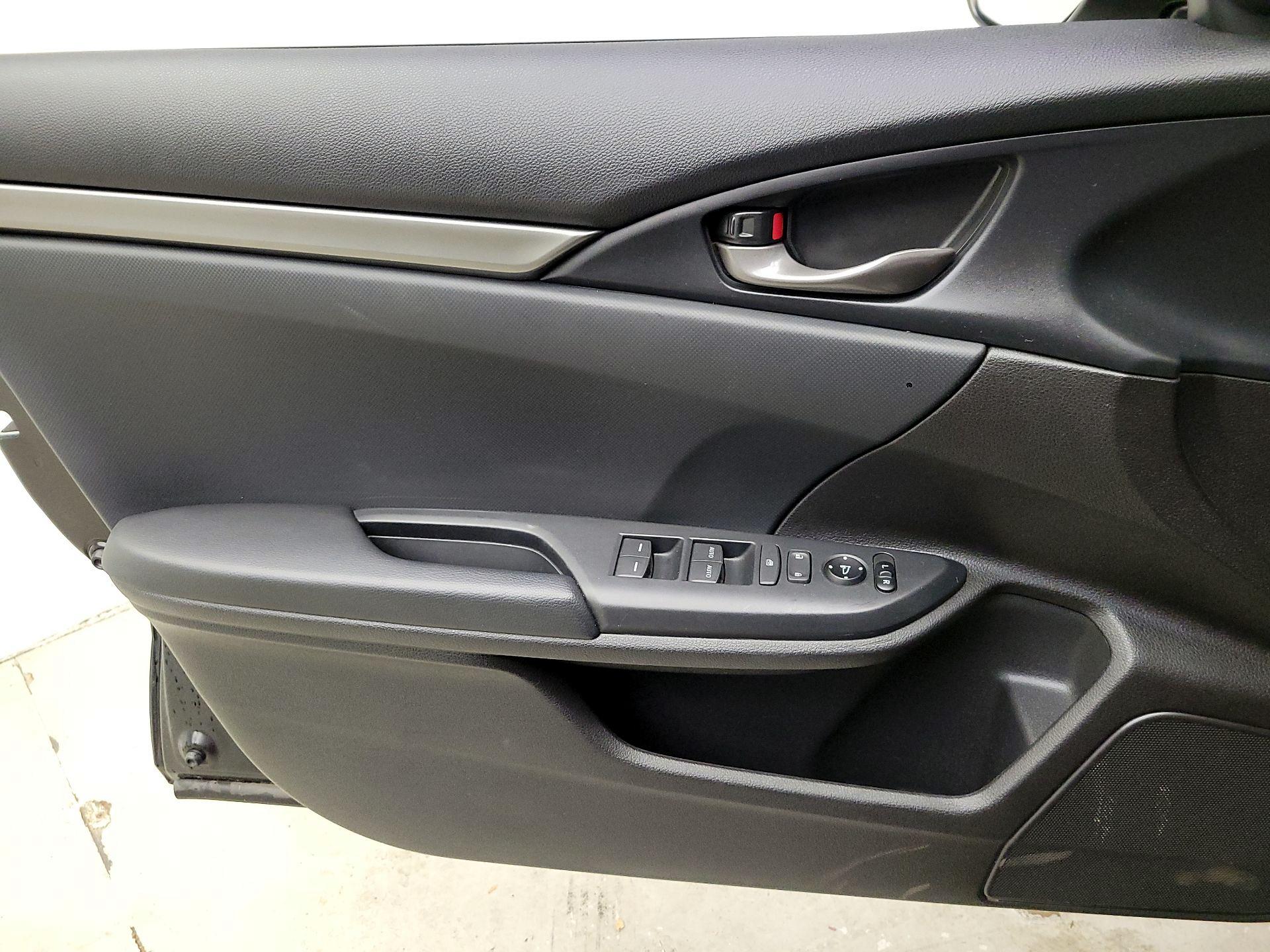 Thumbnail: 2021 Honda Civic - 12