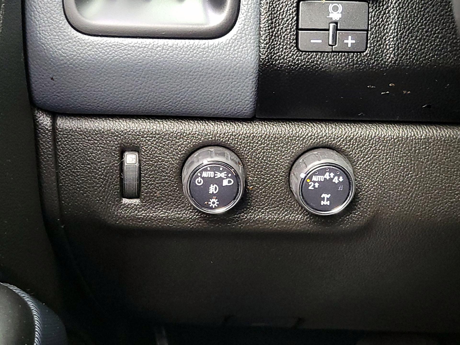 Thumbnail: 2018 Chevrolet Colorado - 13