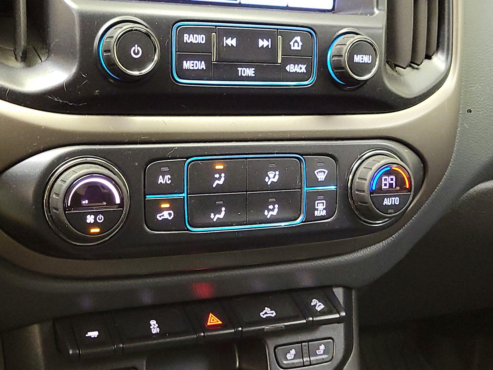 Thumbnail: 2018 Chevrolet Colorado - 17