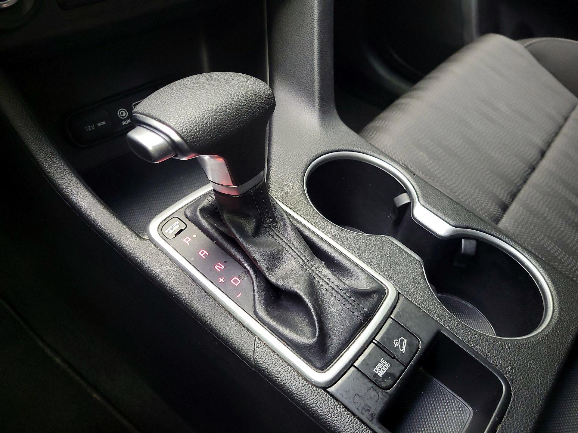 Thumbnail: 2019 Kia Sportage - 17