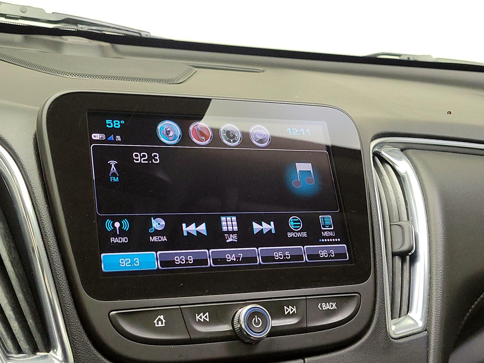 Thumbnail: 2018 Chevrolet Malibu - 16