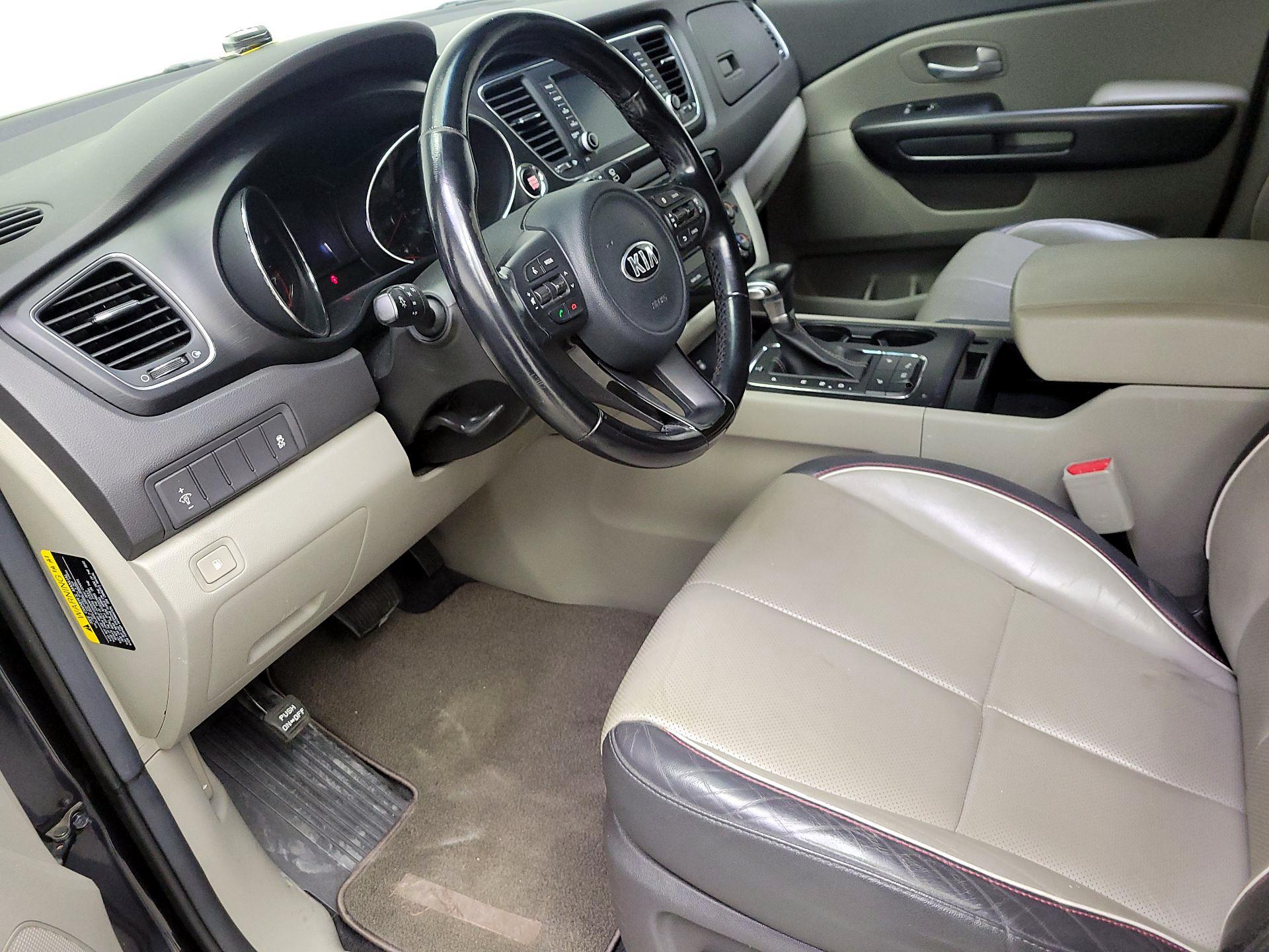 Thumbnail: 2017 Kia Sedona - 11