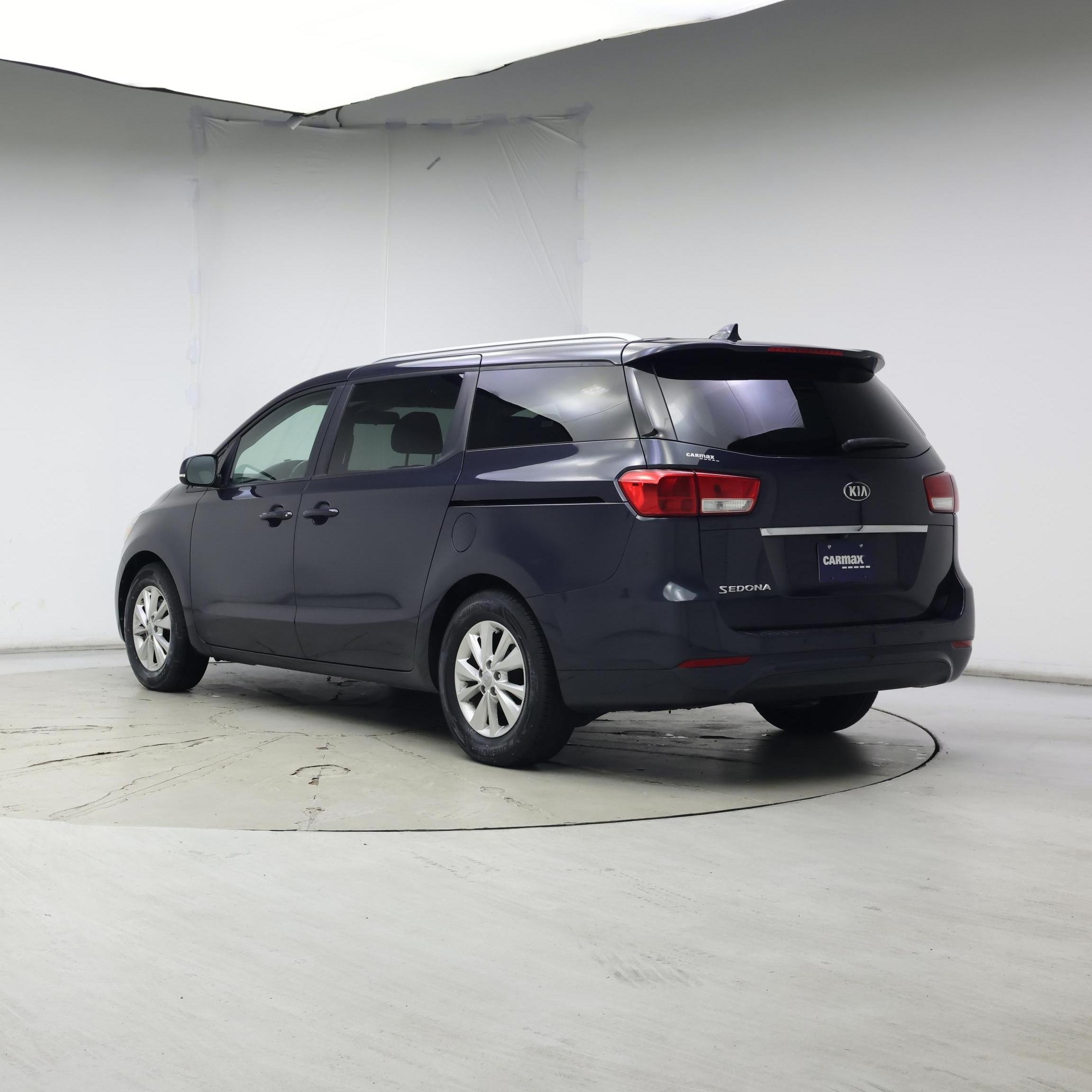 Thumbnail: 2017 Kia Sedona - 2