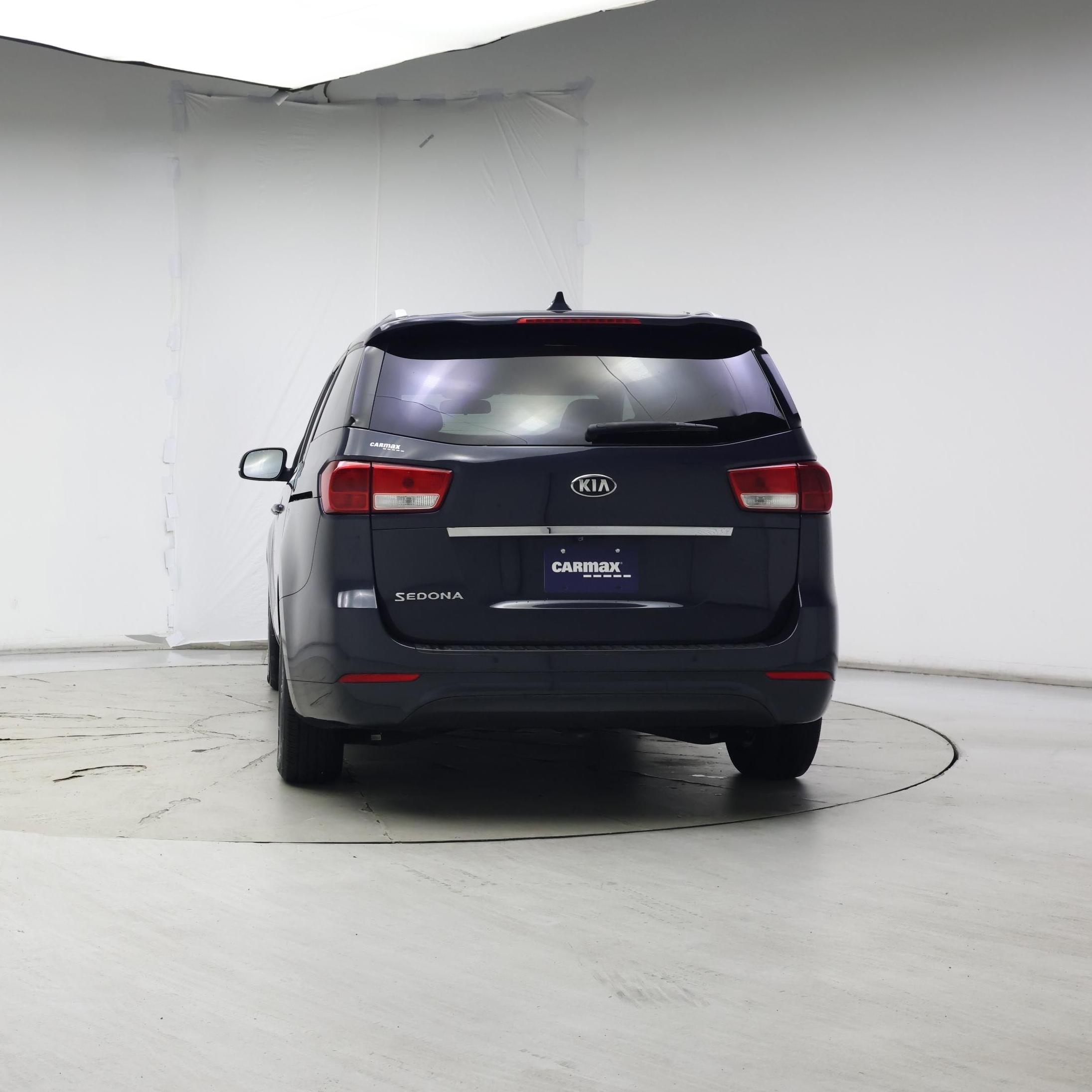 Thumbnail: 2017 Kia Sedona - 6