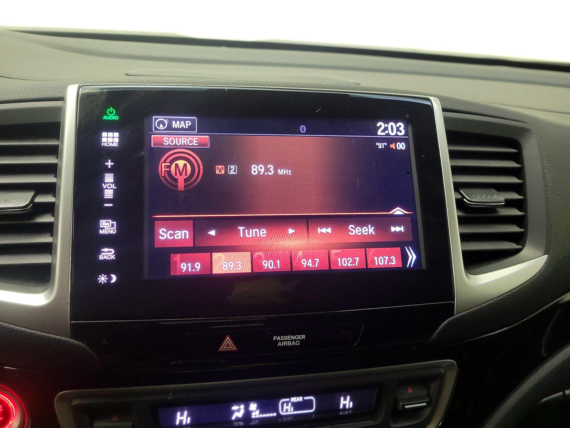 Thumbnail: 2016 Honda Pilot - 15