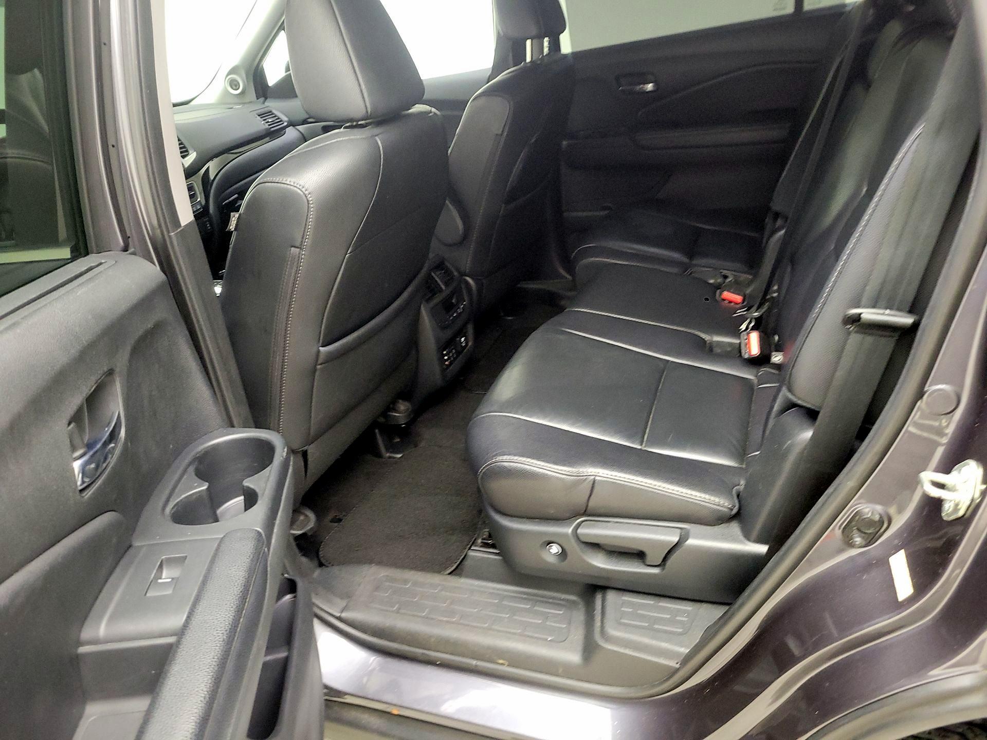 Thumbnail: 2016 Honda Pilot - 19