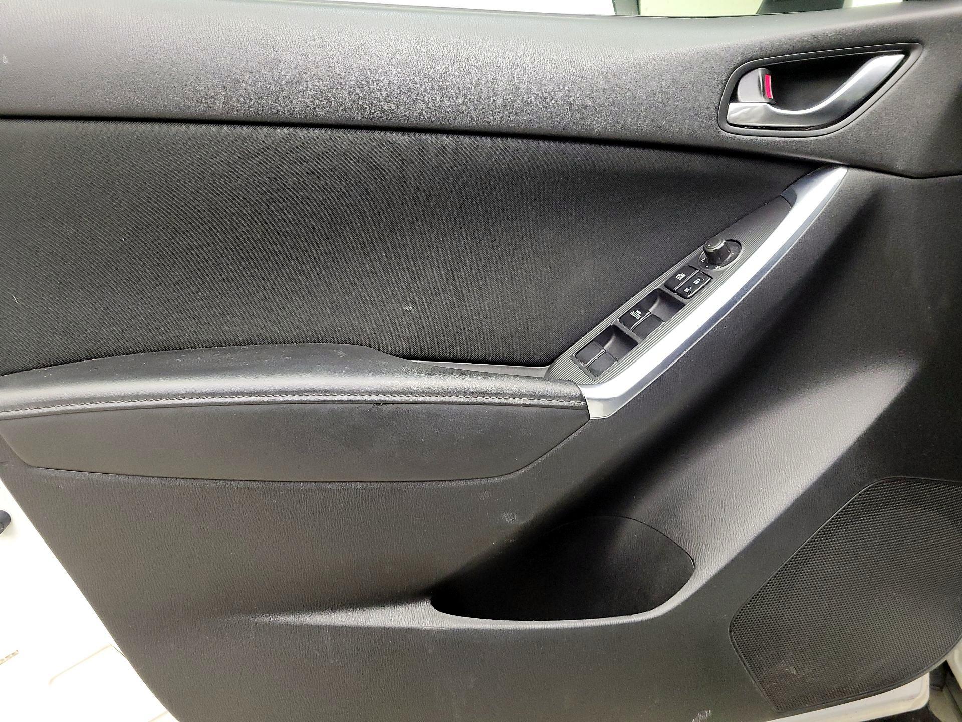 Thumbnail: 2015 Mazda CX-5 - 12