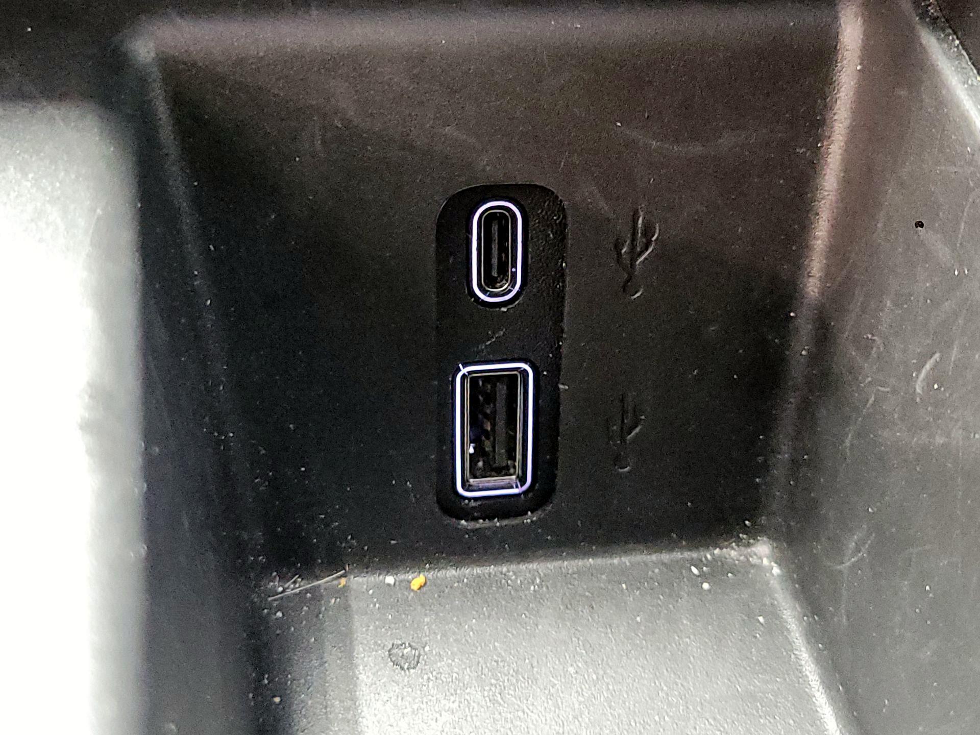 Thumbnail: 2025 GMC Acadia - 19