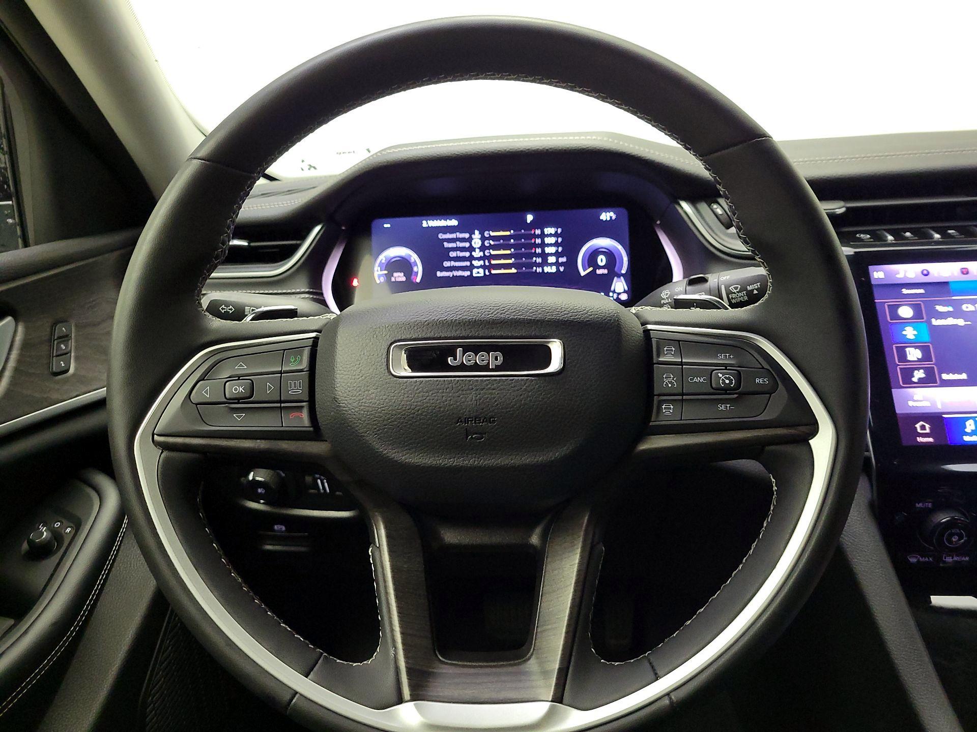 Thumbnail: 2023 Jeep Grand Cherokee - 10