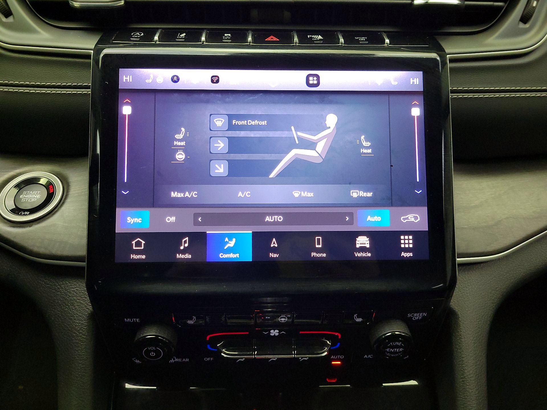 Thumbnail: 2023 Jeep Grand Cherokee - 17