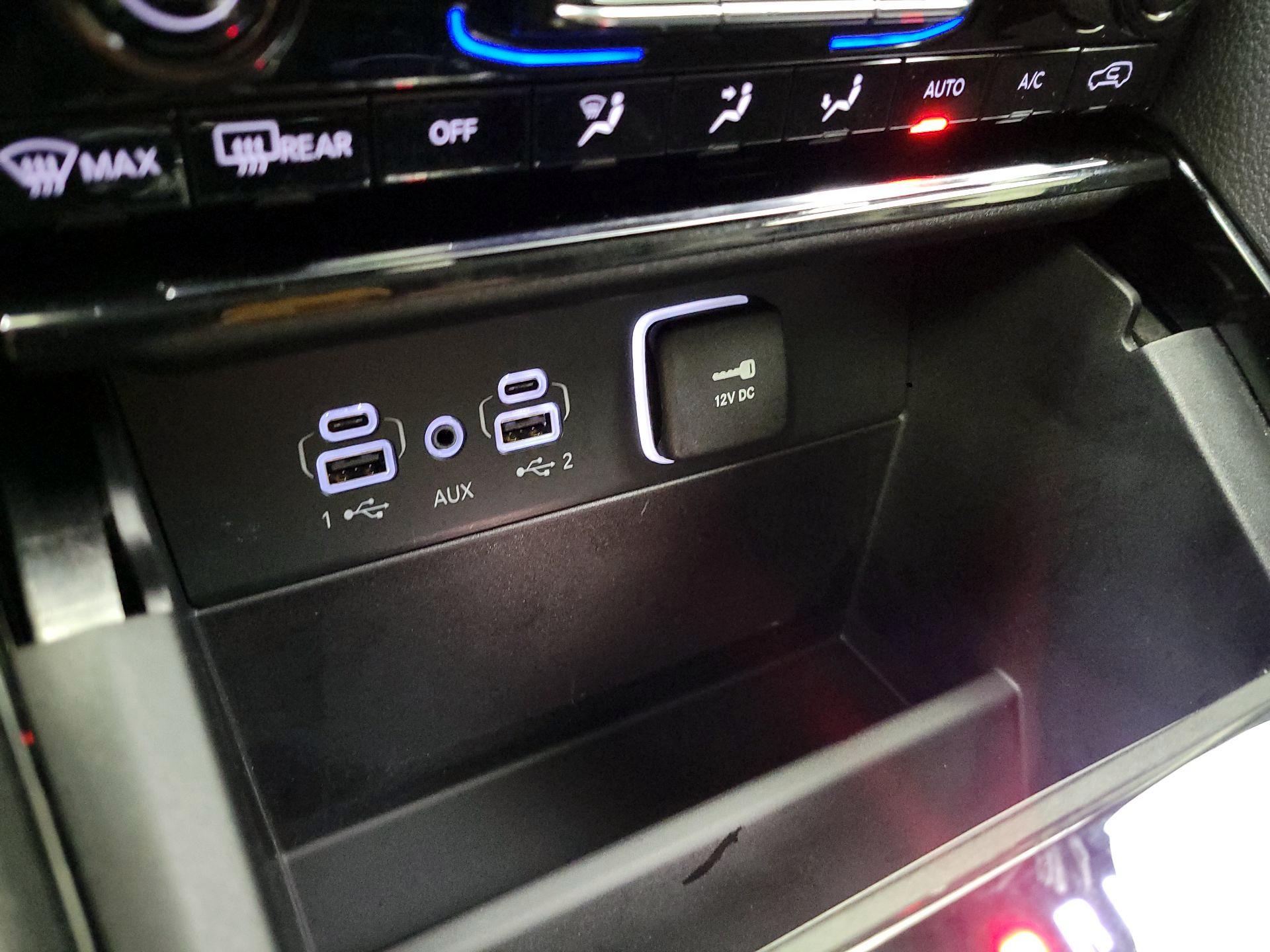 Thumbnail: 2023 Jeep Grand Cherokee - 19