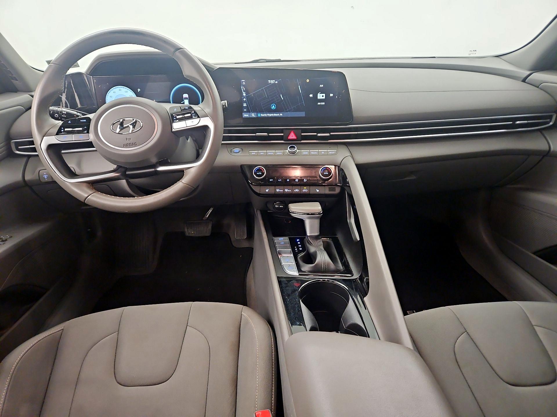 Thumbnail: 2023 Hyundai Elantra - 9