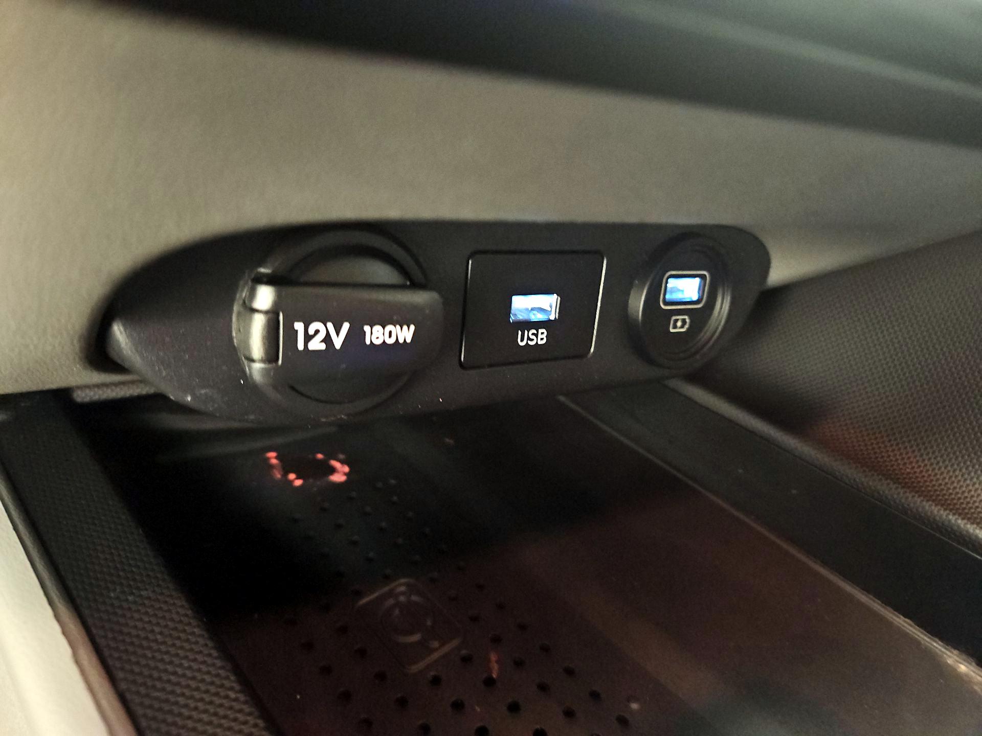 Thumbnail: 2023 Hyundai Elantra - 19