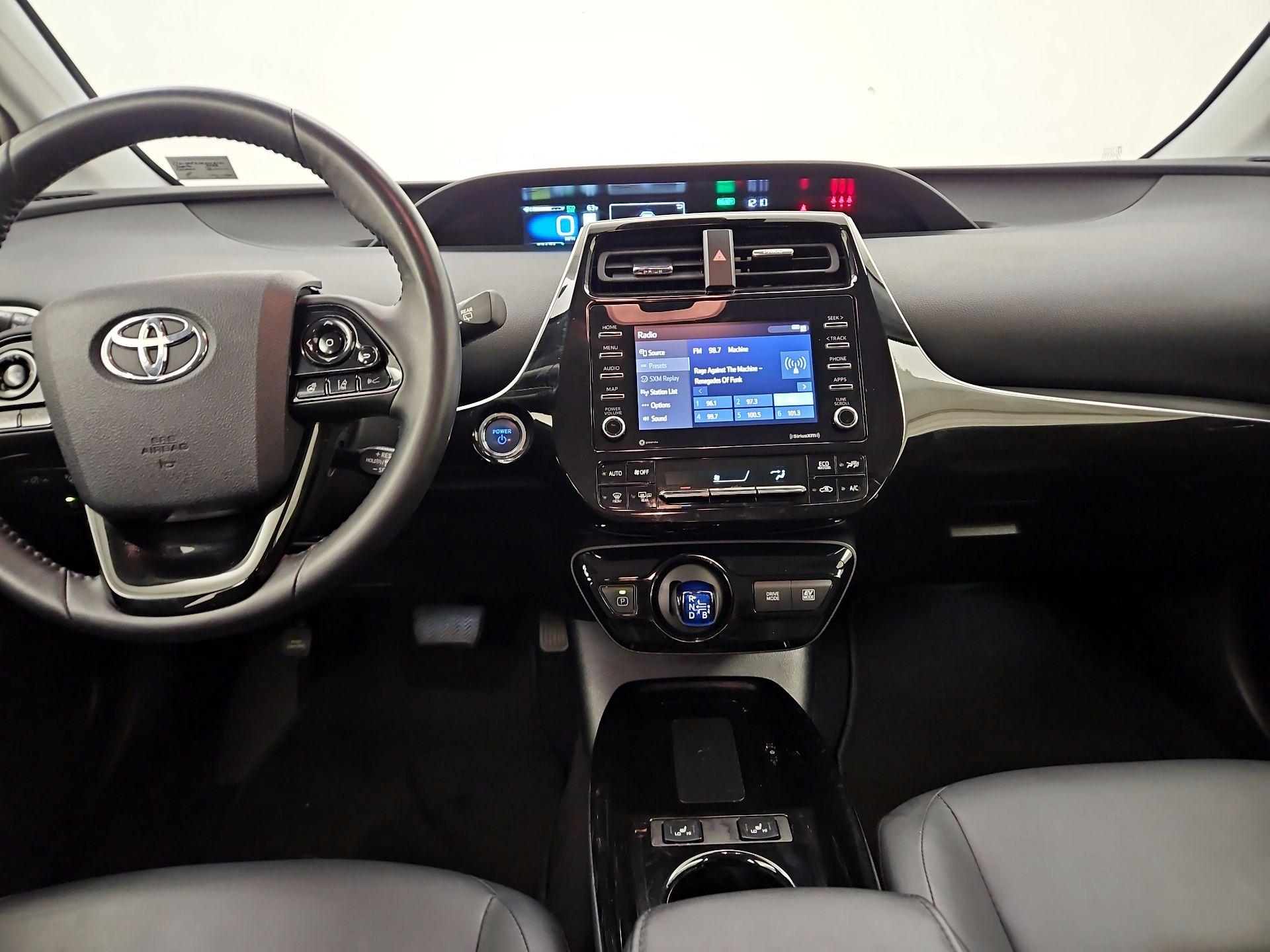 Thumbnail: 2022 Toyota Prius - 9