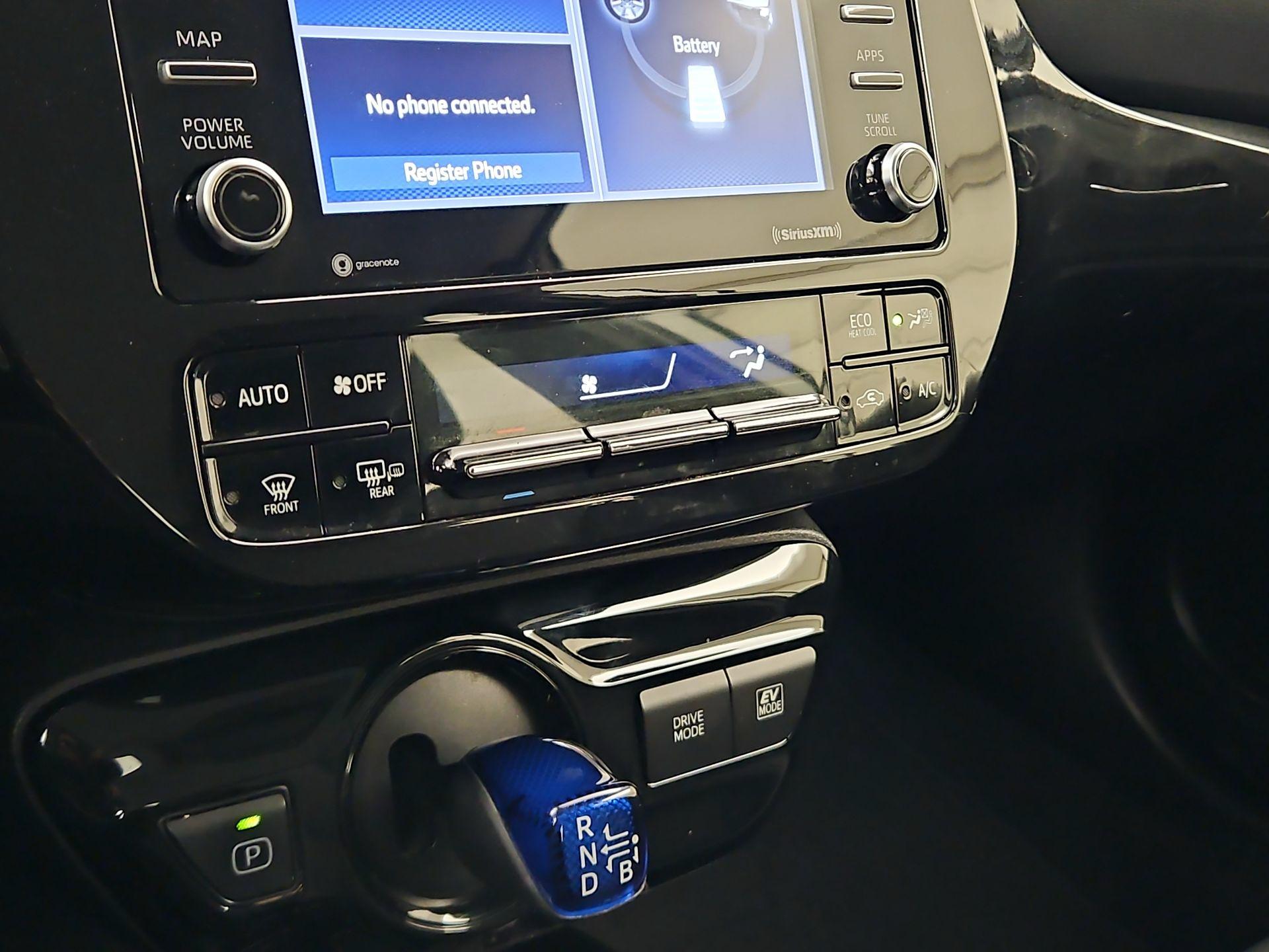 Thumbnail: 2022 Toyota Prius - 16