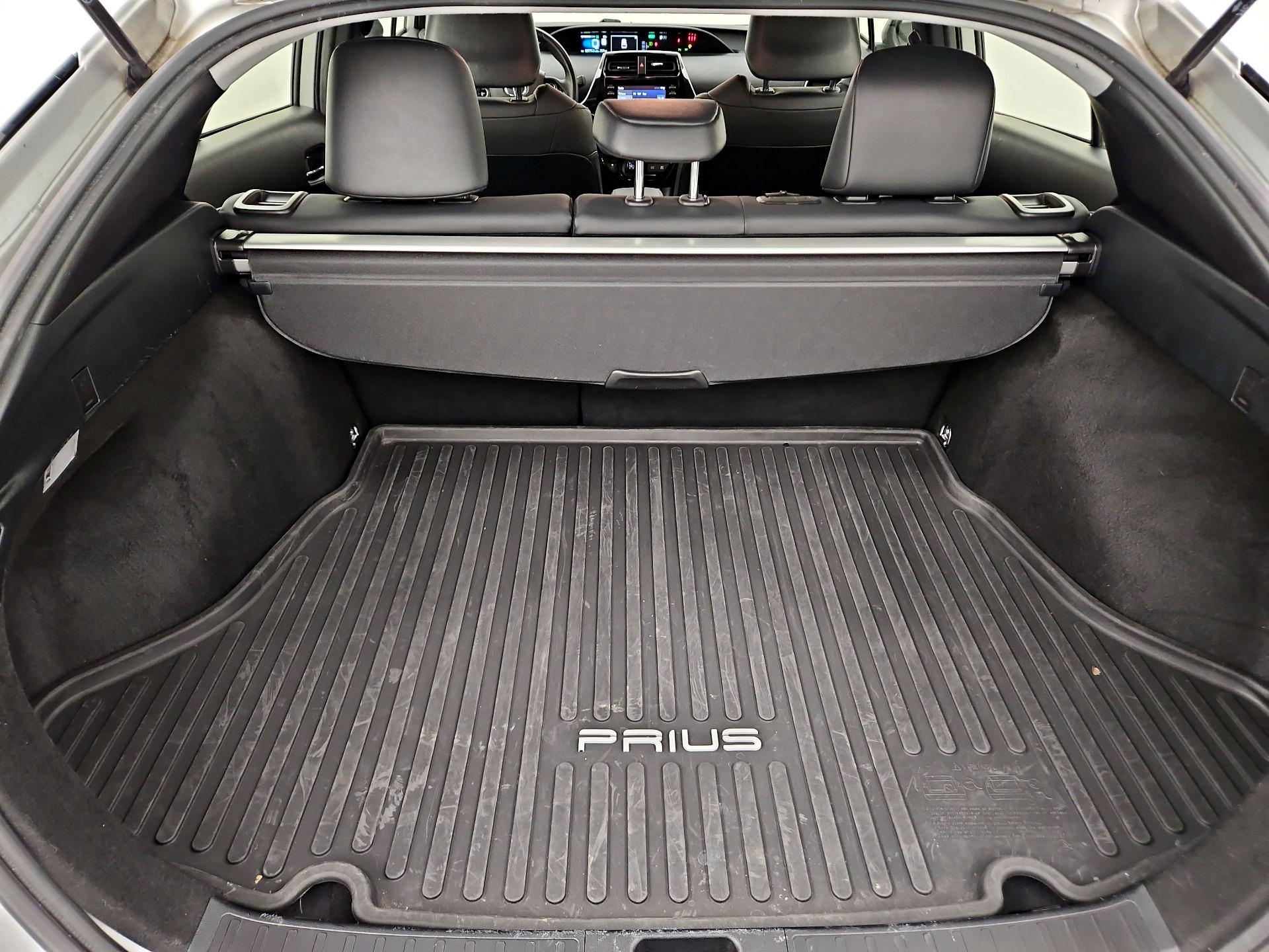 Thumbnail: 2022 Toyota Prius - 19