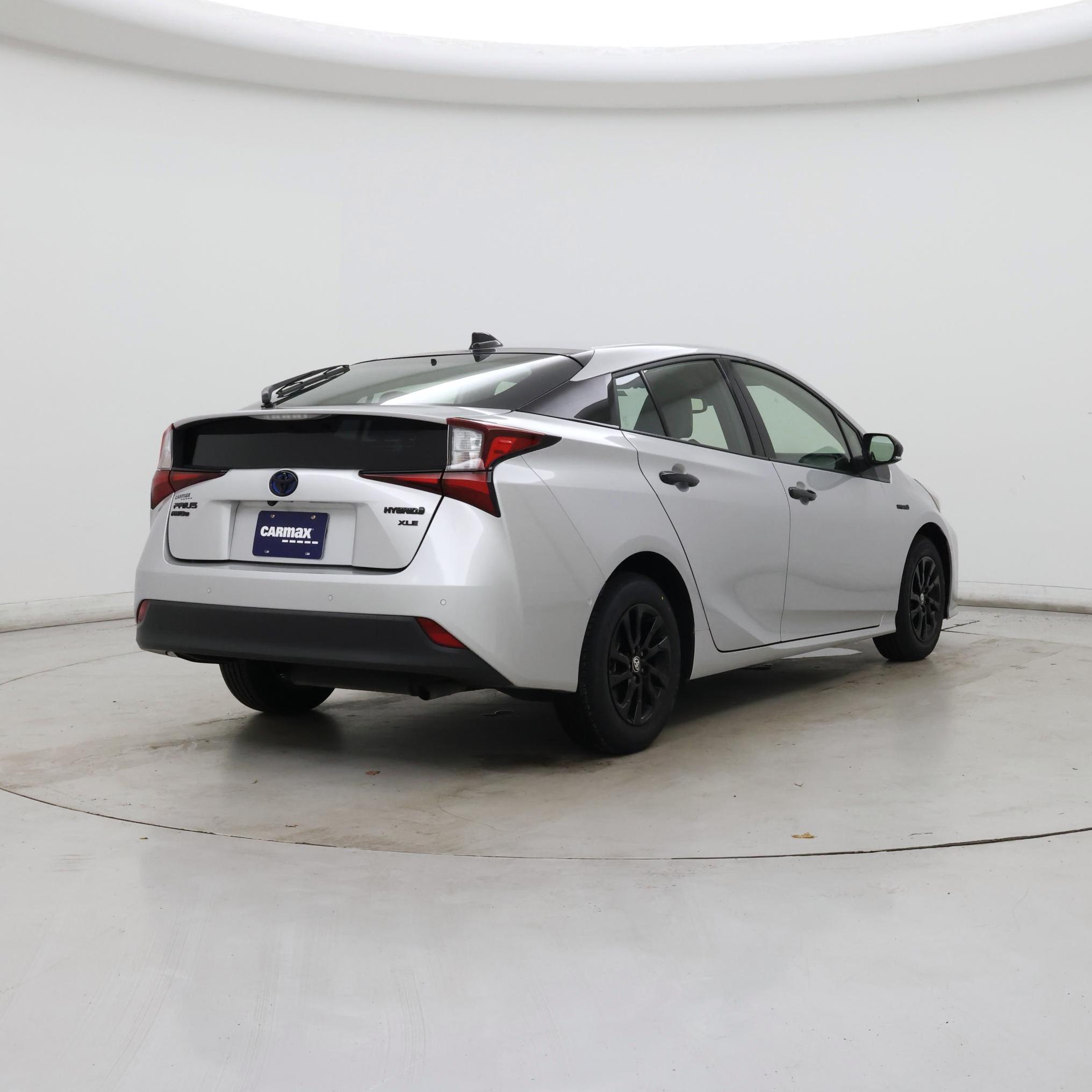 Thumbnail: 2022 Toyota Prius - 8