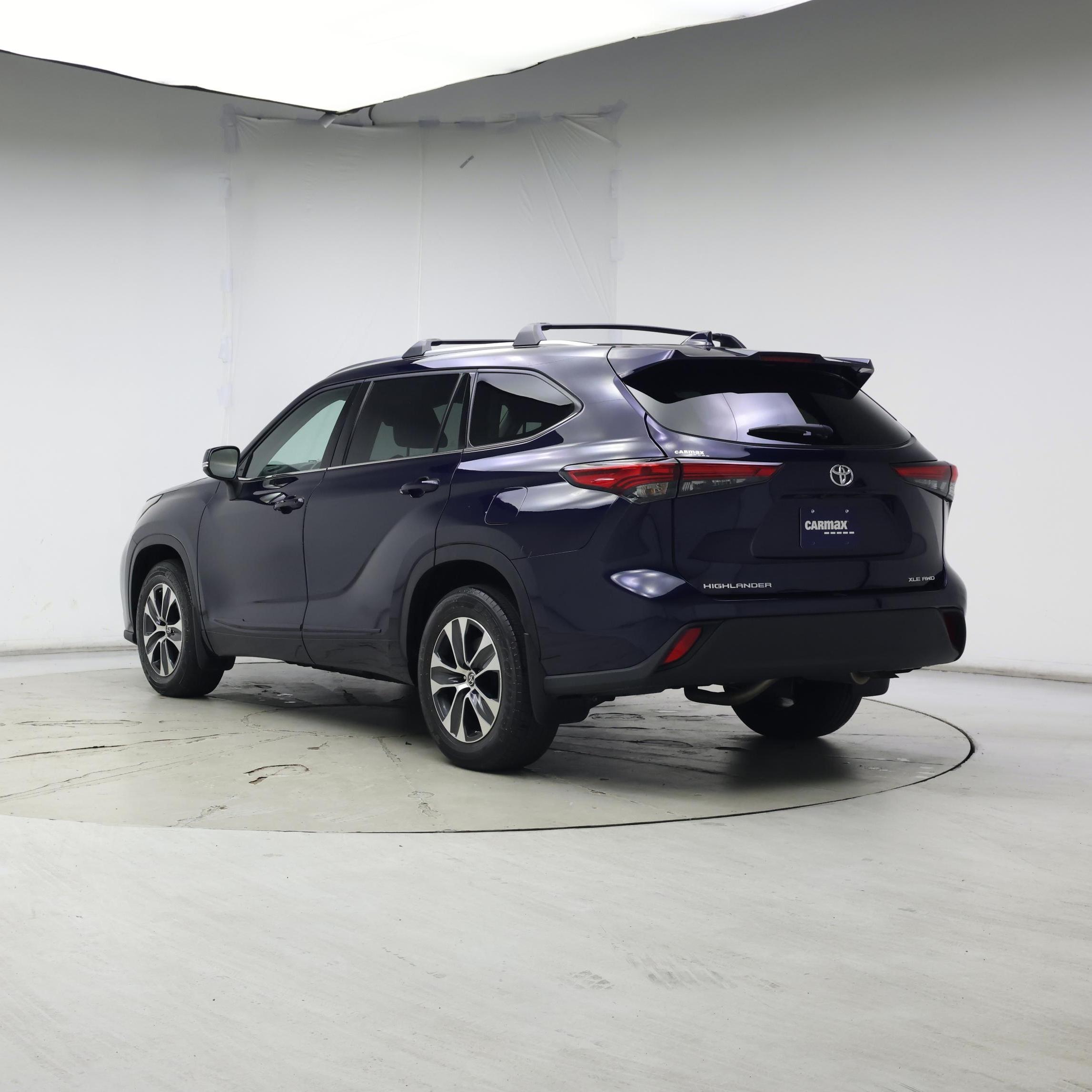 Thumbnail: 2021 Toyota Highlander - 2