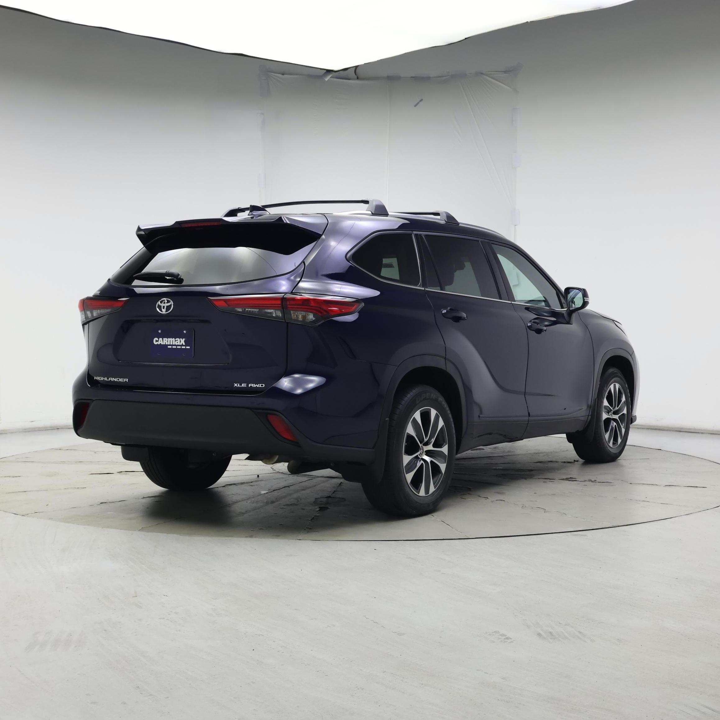 Thumbnail: 2021 Toyota Highlander - 8